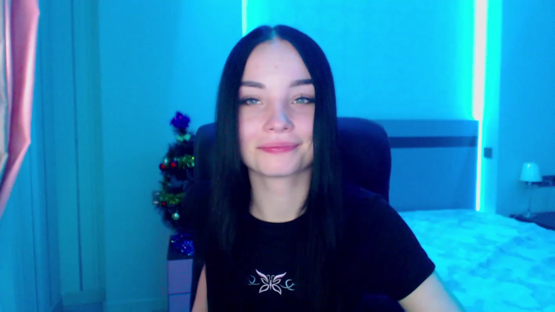 Gallery image thumbnail from SonyaOlsen's myfreecams stream on, 01/12/2023, 11:30 image 12 of 20