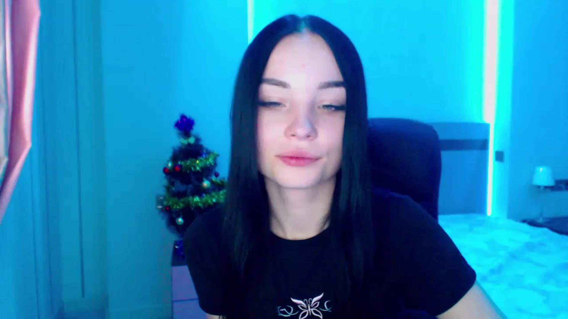 Gallery image thumbnail from SonyaOlsen's myfreecams stream on, 01/12/2023, 11:30 image 10 of 20
