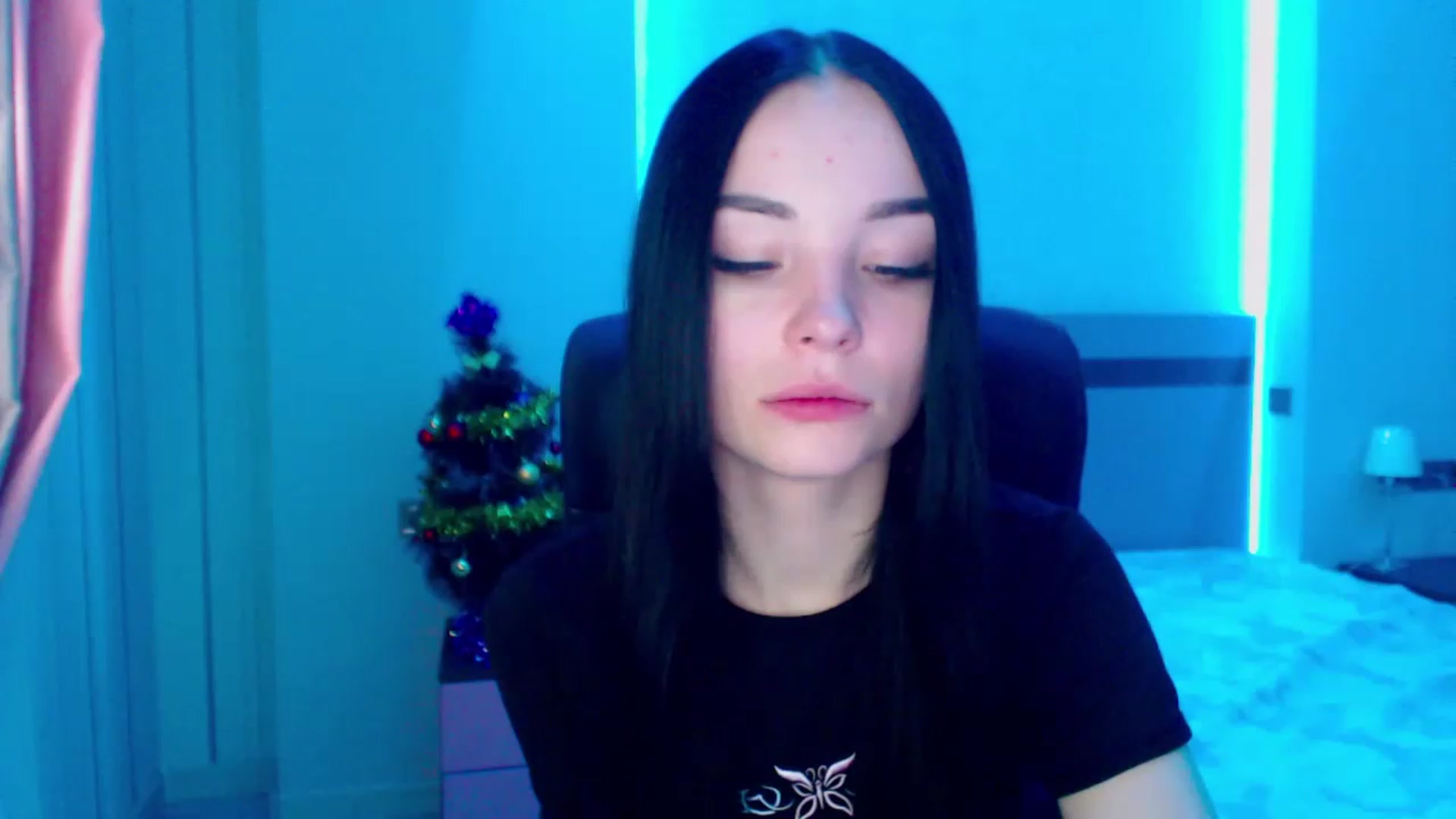 Gallery image thumbnail from SonyaOlsen's myfreecams stream on, 01/12/2023, 11:30 image 5 of 20