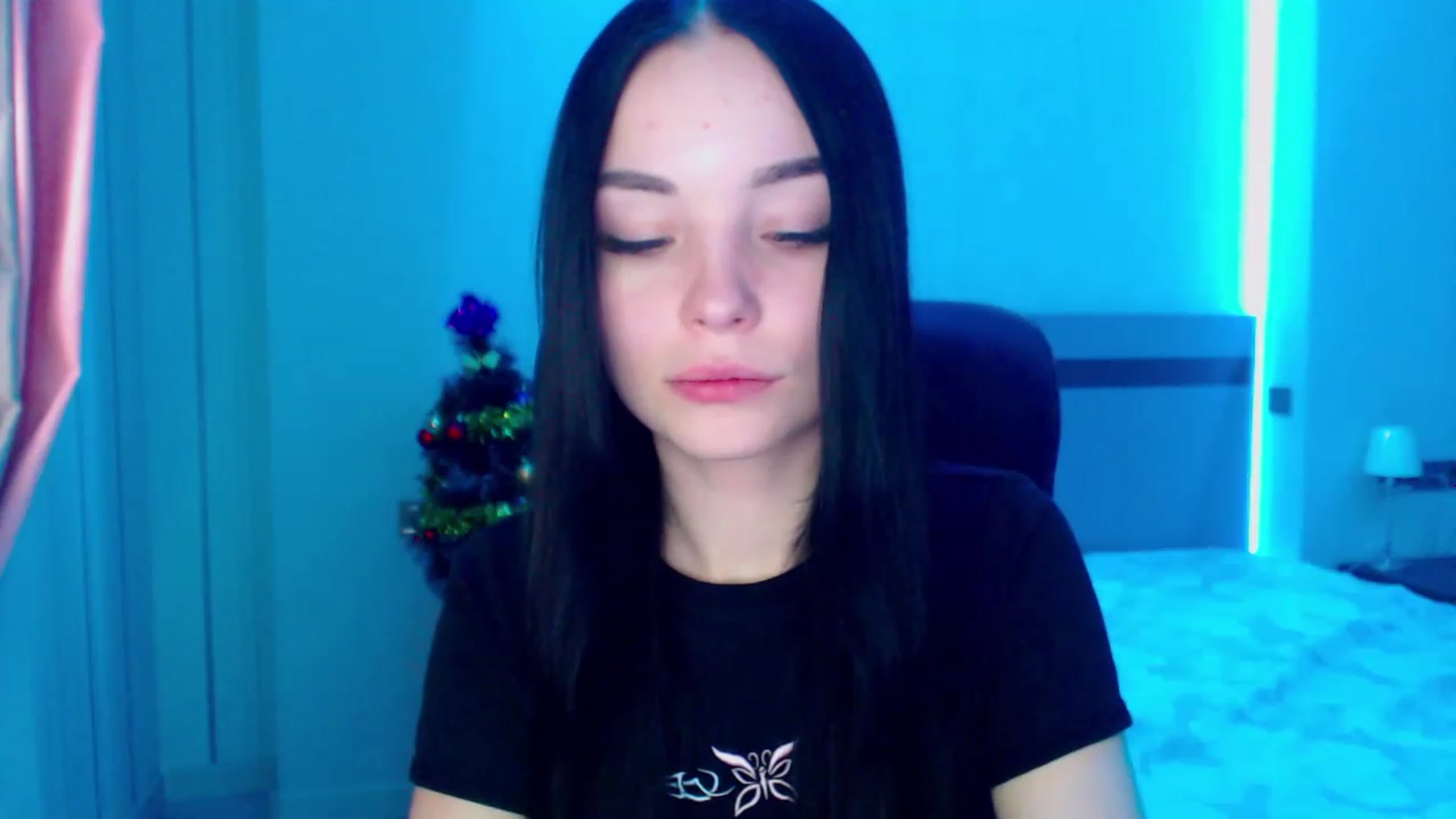 Gallery image thumbnail from SonyaOlsen's myfreecams stream on, 01/12/2023, 11:30 image 6 of 20