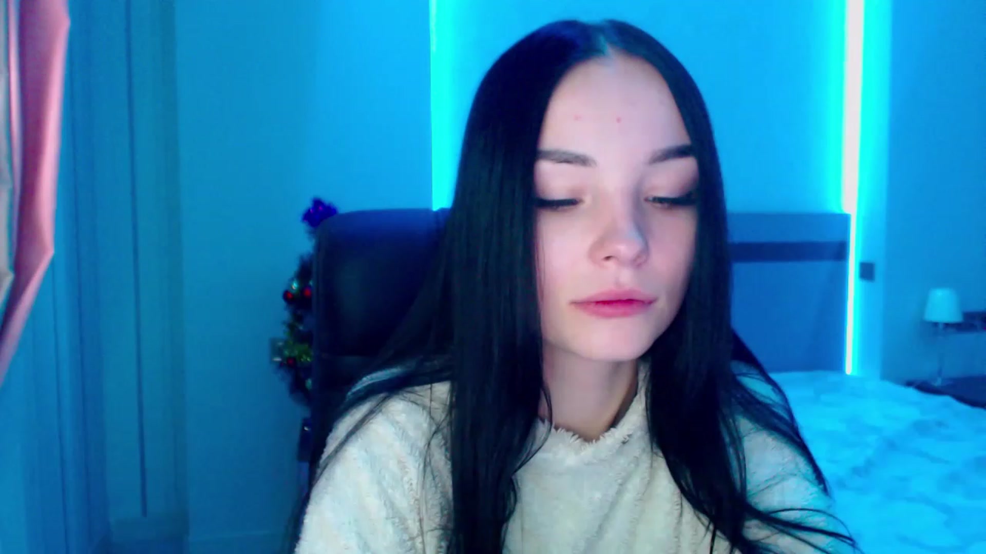 Gallery image thumbnail from SonyaOlsen's myfreecams stream on, 01/12/2023, 11:57 image 2 of 20