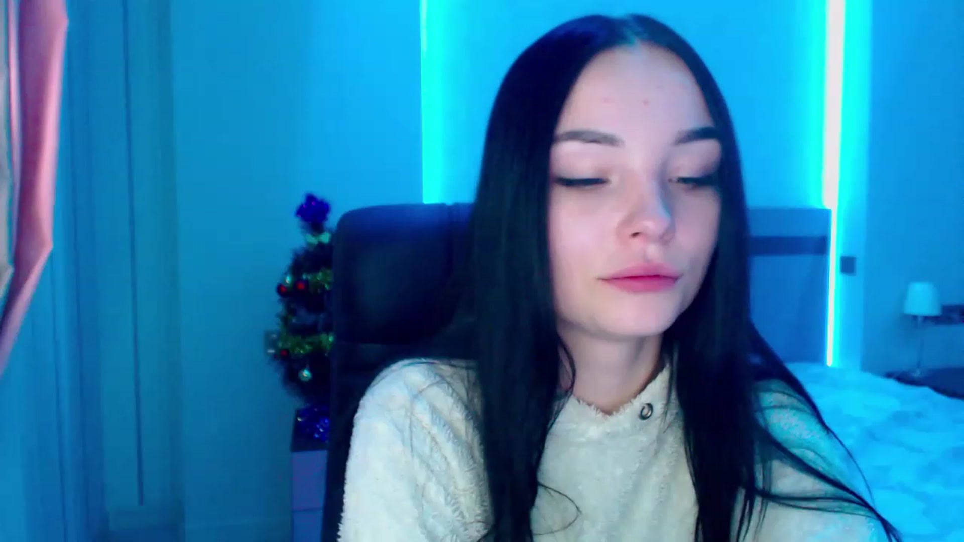 Gallery image thumbnail from SonyaOlsen's myfreecams stream on, 01/12/2023, 11:57 image 15 of 20