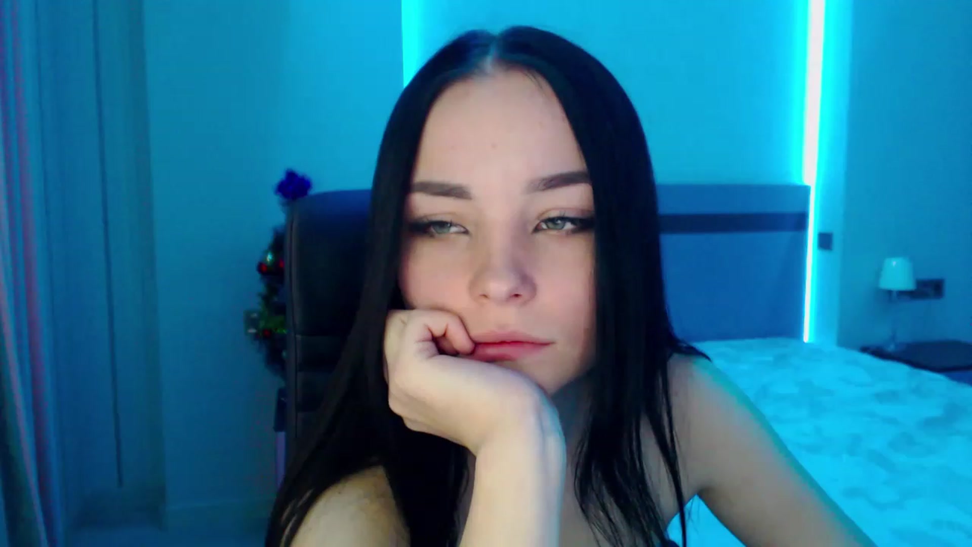 Gallery image thumbnail from SonyaOlsen's myfreecams stream on, 01/13/2023, 09:51 image 17 of 20