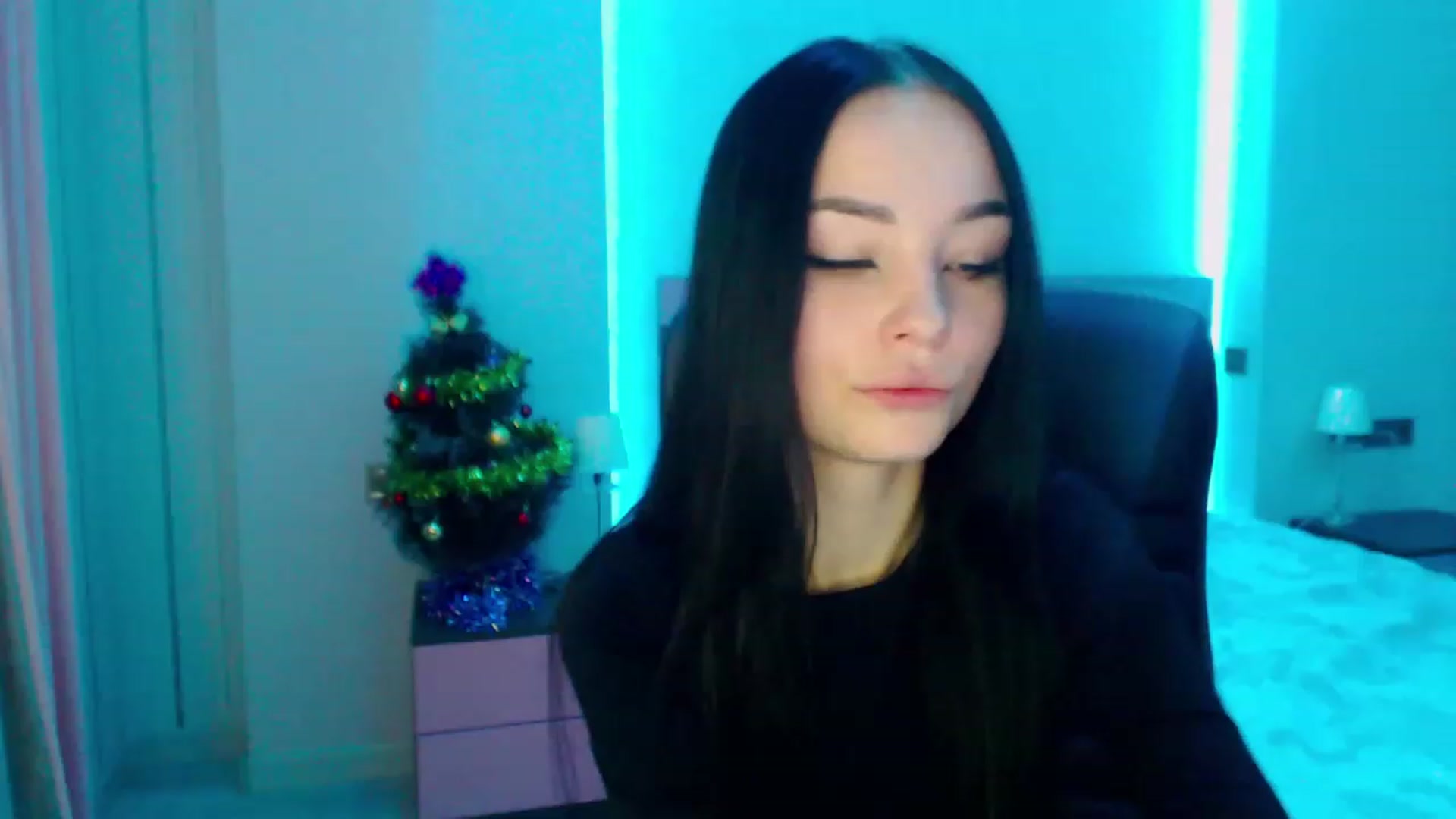Gallery image thumbnail from SonyaOlsen's myfreecams stream on, 01/13/2023, 10:21 image 3 of 20