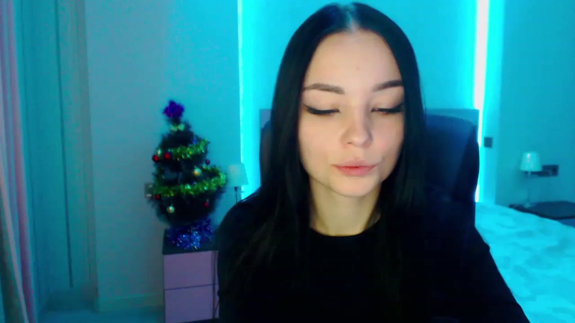Gallery image thumbnail from SonyaOlsen's myfreecams stream on, 01/13/2023, 10:21 image 1 of 20