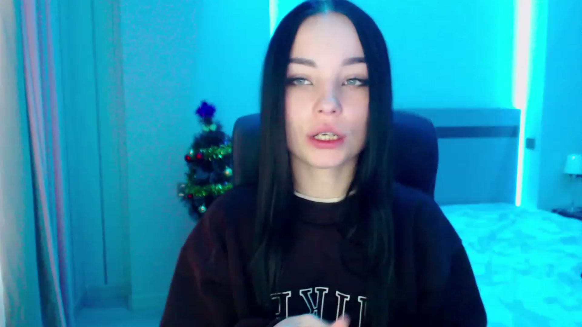 Gallery image thumbnail from SonyaOlsen's myfreecams stream on, 01/13/2023, 11:33 image 5 of 20