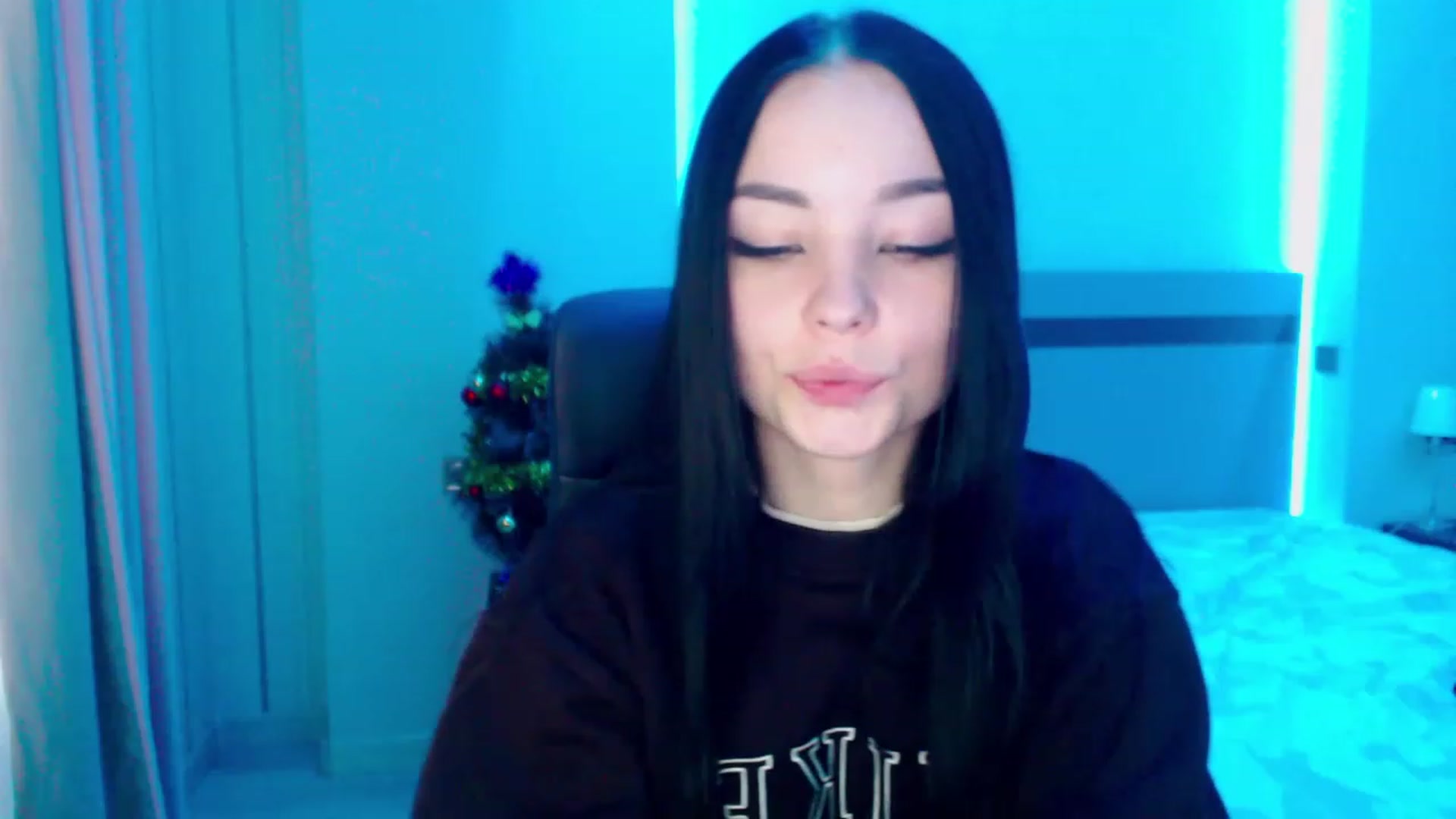 Gallery image thumbnail from SonyaOlsen's myfreecams stream on, 01/13/2023, 11:33 image 8 of 20