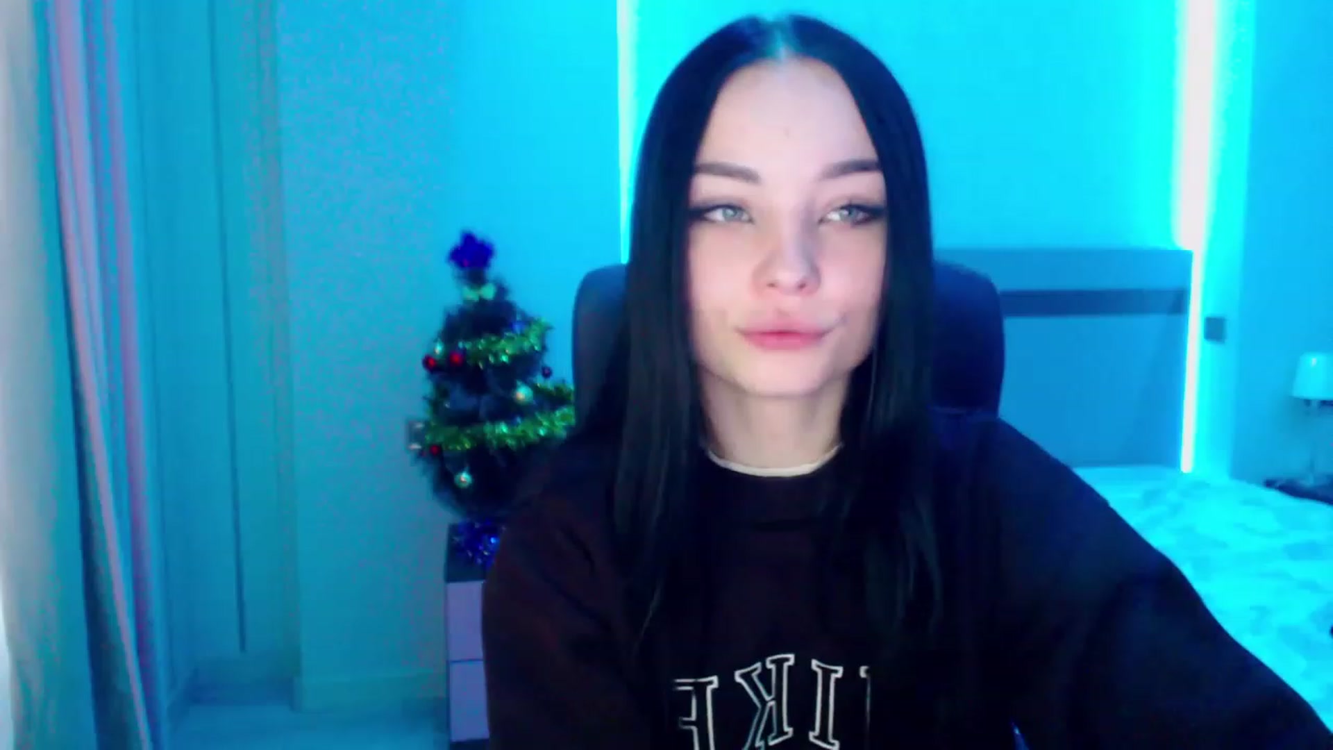 Gallery image thumbnail from SonyaOlsen's myfreecams stream on, 01/13/2023, 11:33 image 6 of 20