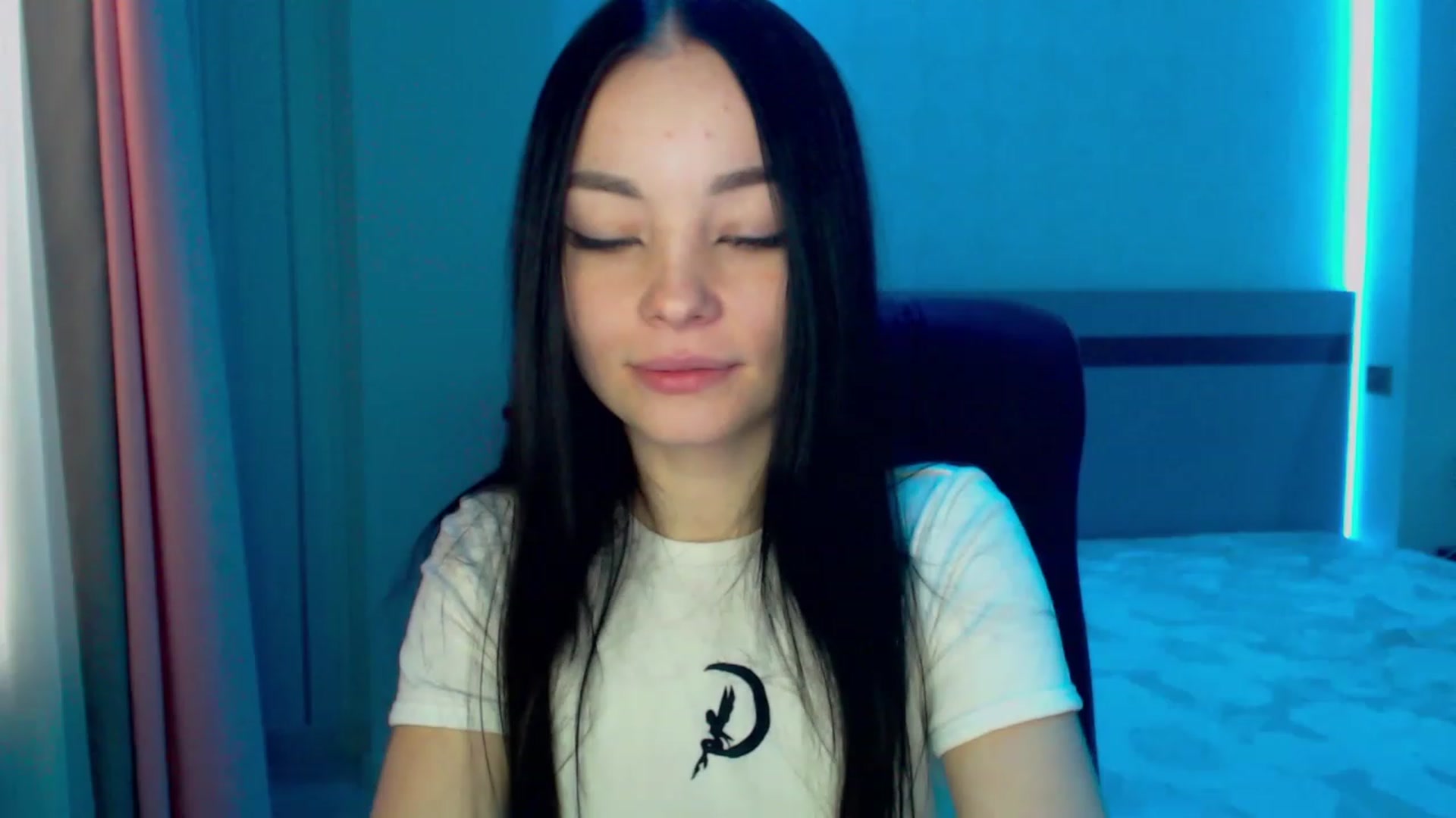 Gallery image thumbnail from SonyaOlsen's myfreecams stream on, 01/16/2023, 08:10 image 19 of 20