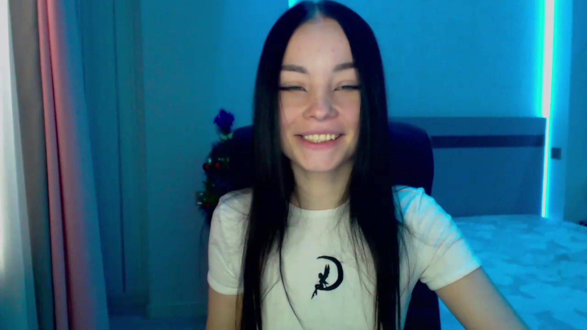Gallery image thumbnail from SonyaOlsen's myfreecams stream on, 01/16/2023, 08:10 image 20 of 20