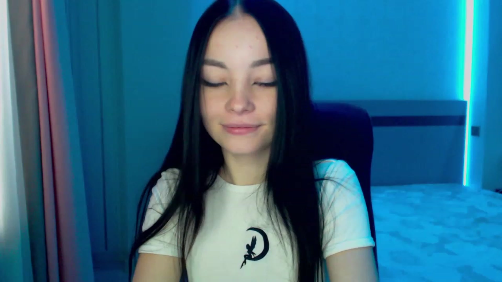 Gallery image thumbnail from SonyaOlsen's myfreecams stream on, 01/16/2023, 08:10 image 13 of 20