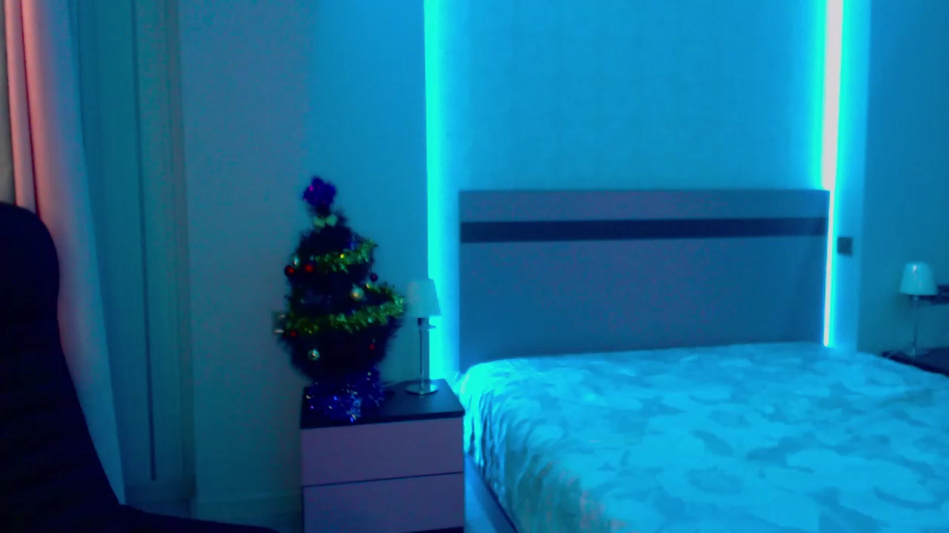 Gallery image thumbnail from SonyaOlsen's myfreecams stream on, 01/16/2023, 10:10 image 19 of 20