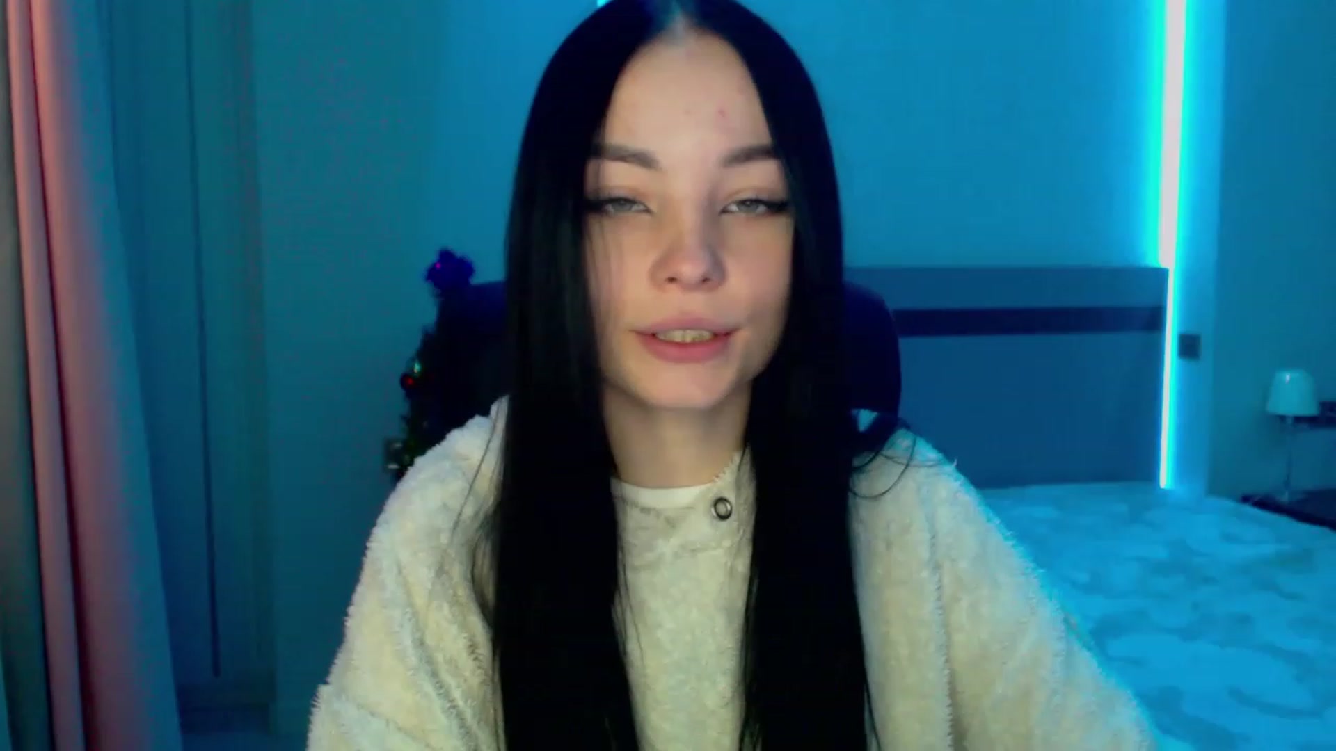 Gallery image thumbnail from SonyaOlsen's myfreecams stream on, 01/16/2023, 10:10 image 13 of 20