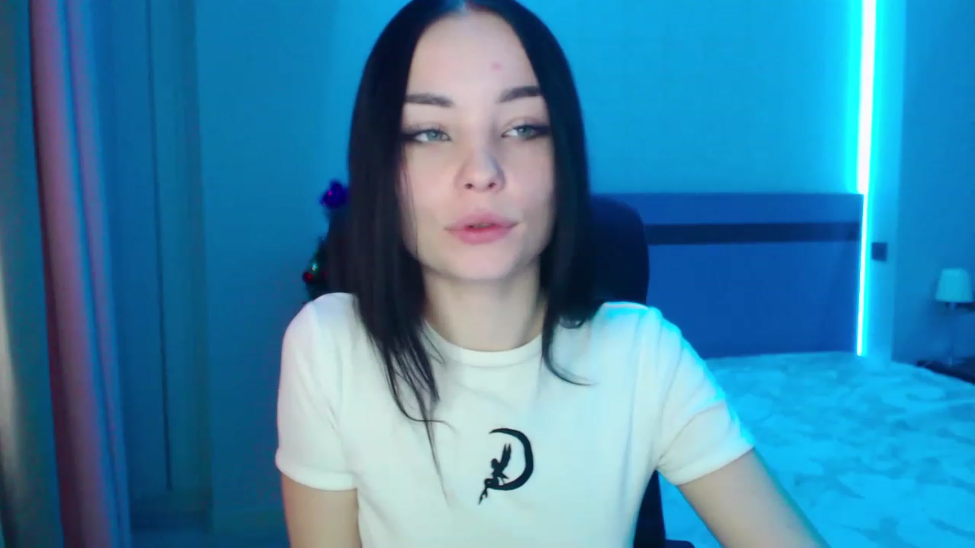 Gallery image thumbnail from SonyaOlsen's myfreecams stream on, 01/17/2023, 09:00 image 6 of 20
