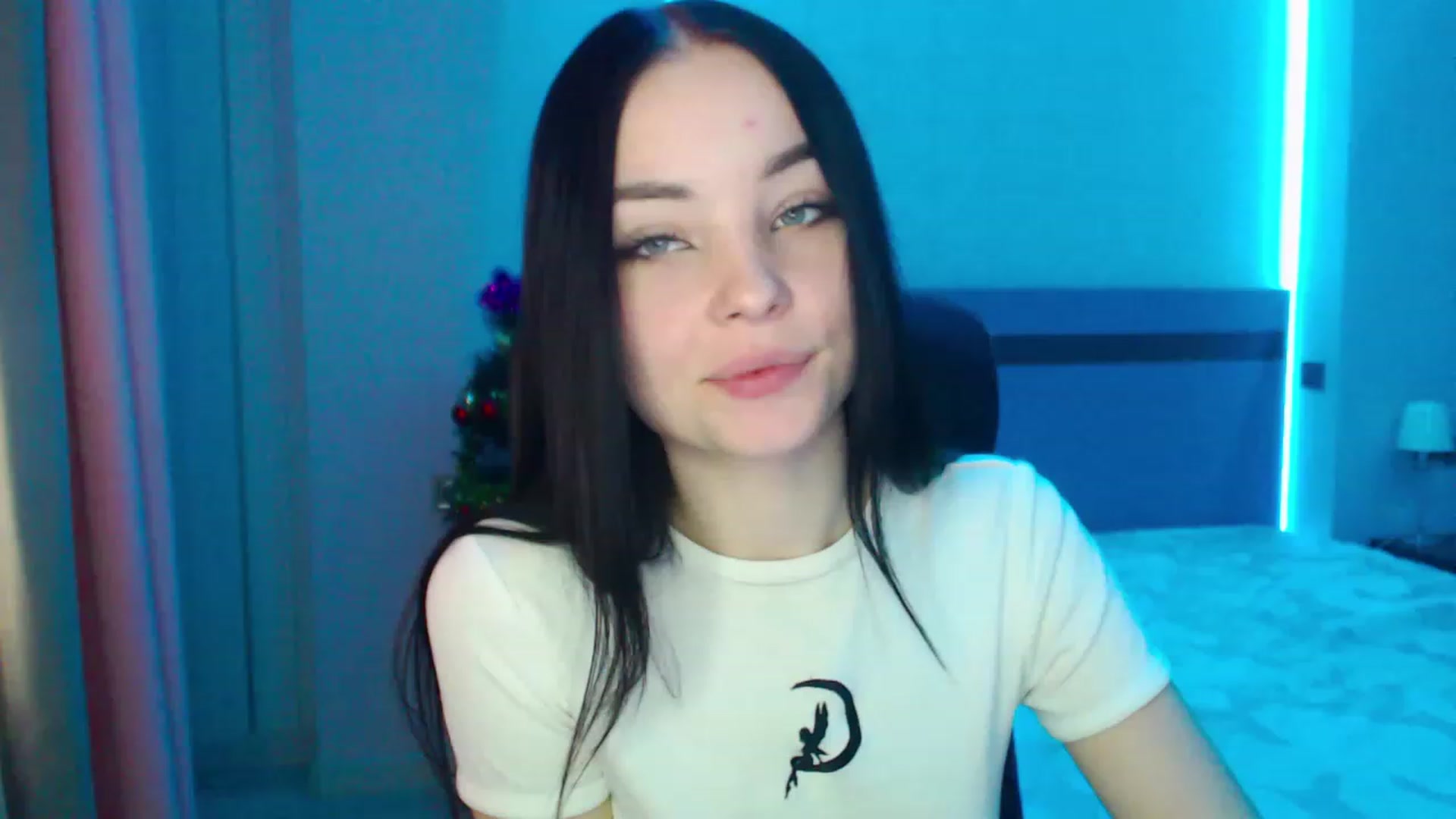 Gallery image thumbnail from SonyaOlsen's myfreecams stream on, 01/17/2023, 09:00 image 13 of 20