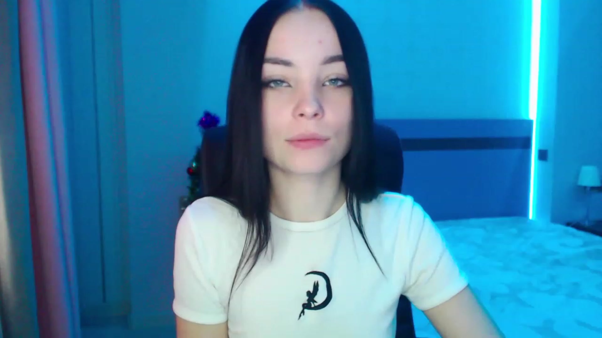 Gallery image thumbnail from SonyaOlsen's myfreecams stream on, 01/17/2023, 09:00 image 12 of 20