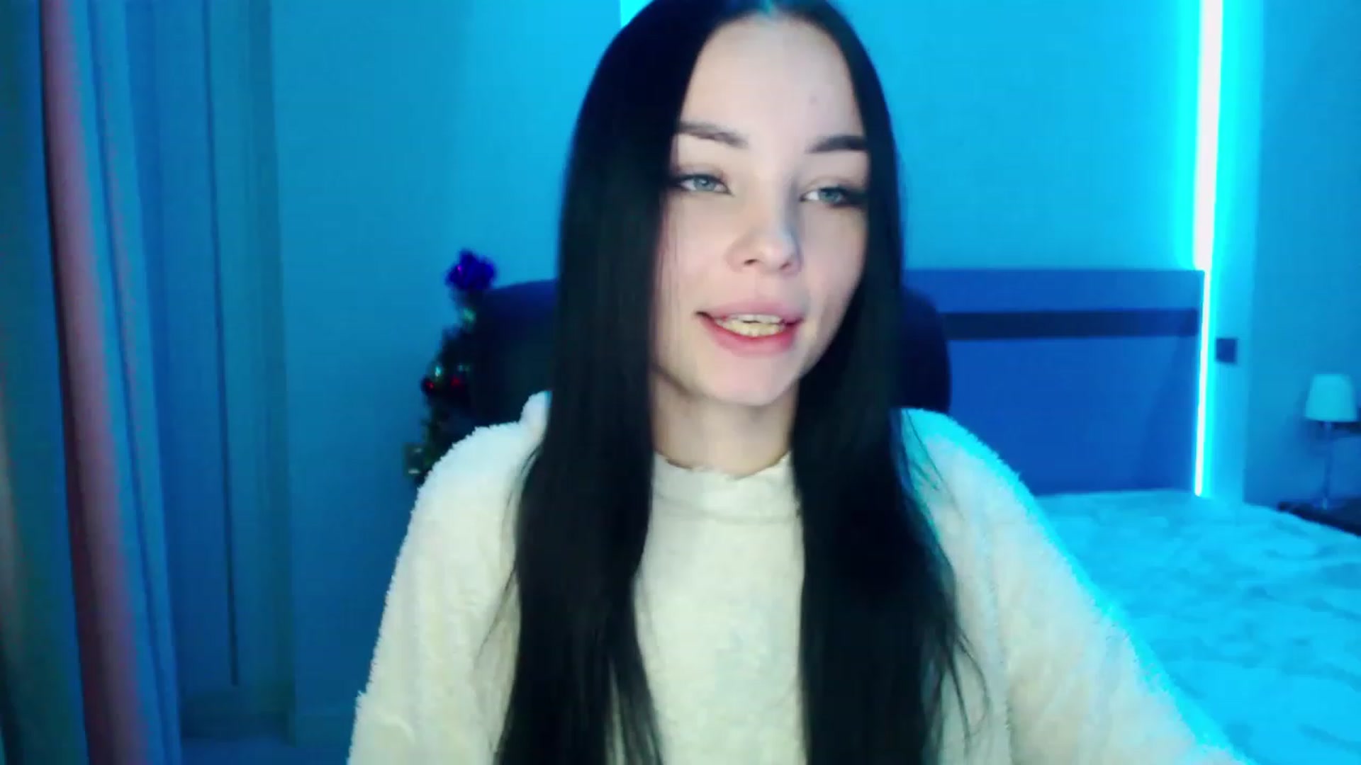 Gallery image thumbnail from SonyaOlsen's myfreecams stream on, 01/17/2023, 11:05 image 1 of 20