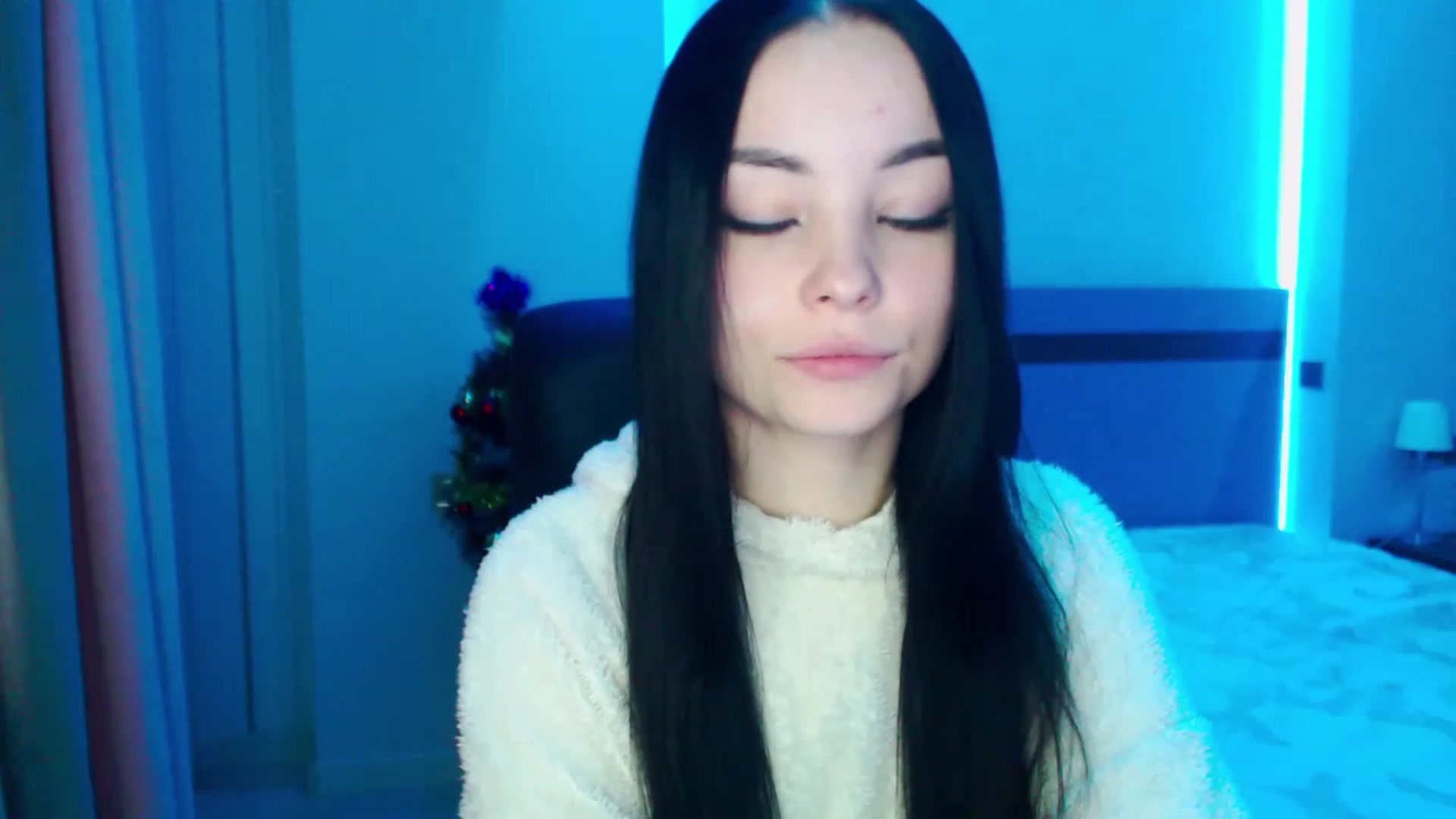 Gallery image thumbnail from SonyaOlsen's myfreecams stream on, 01/17/2023, 11:05 image 4 of 20