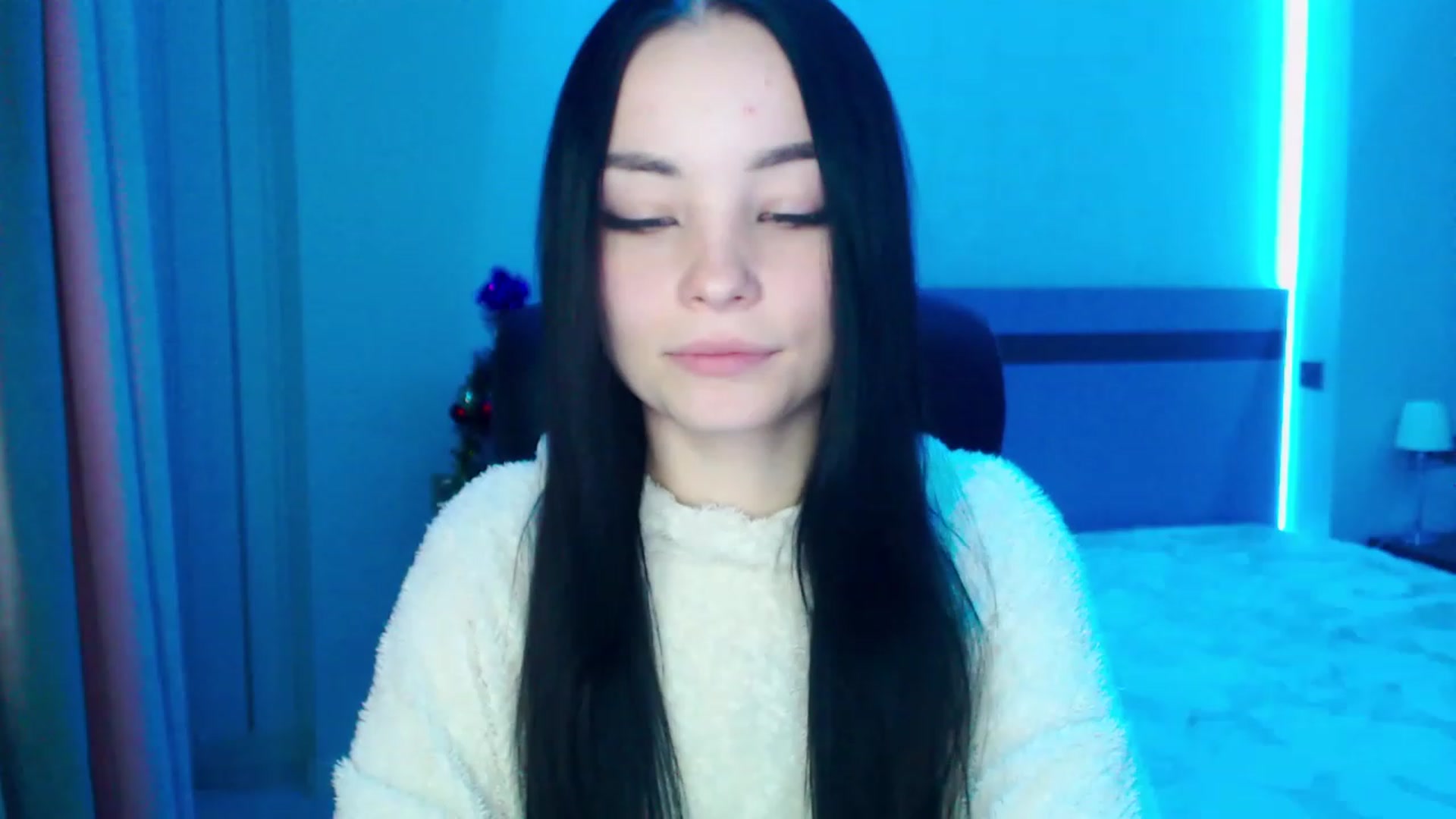 Gallery image thumbnail from SonyaOlsen's myfreecams stream on, 01/17/2023, 11:05 image 14 of 20