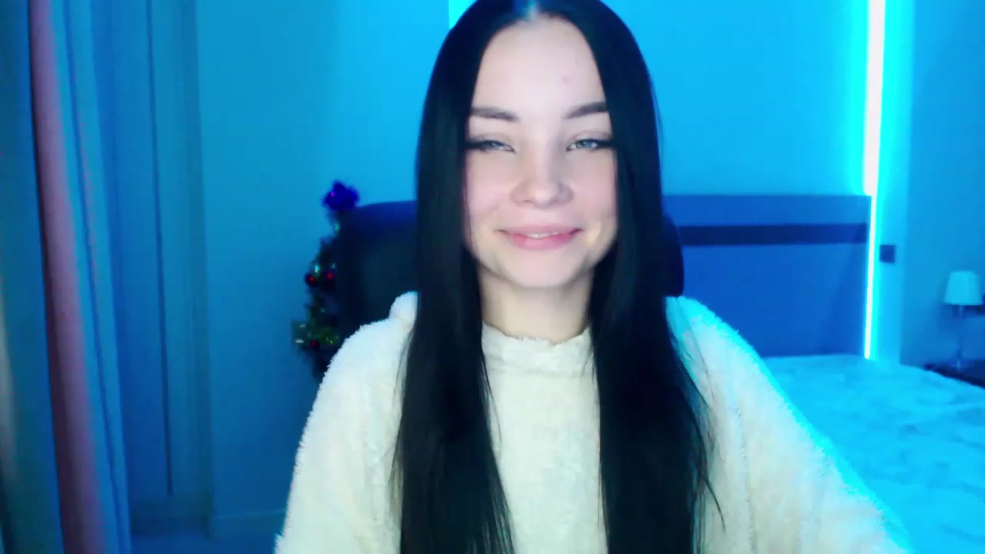 Gallery image thumbnail from SonyaOlsen's myfreecams stream on, 01/17/2023, 11:05 image 13 of 20