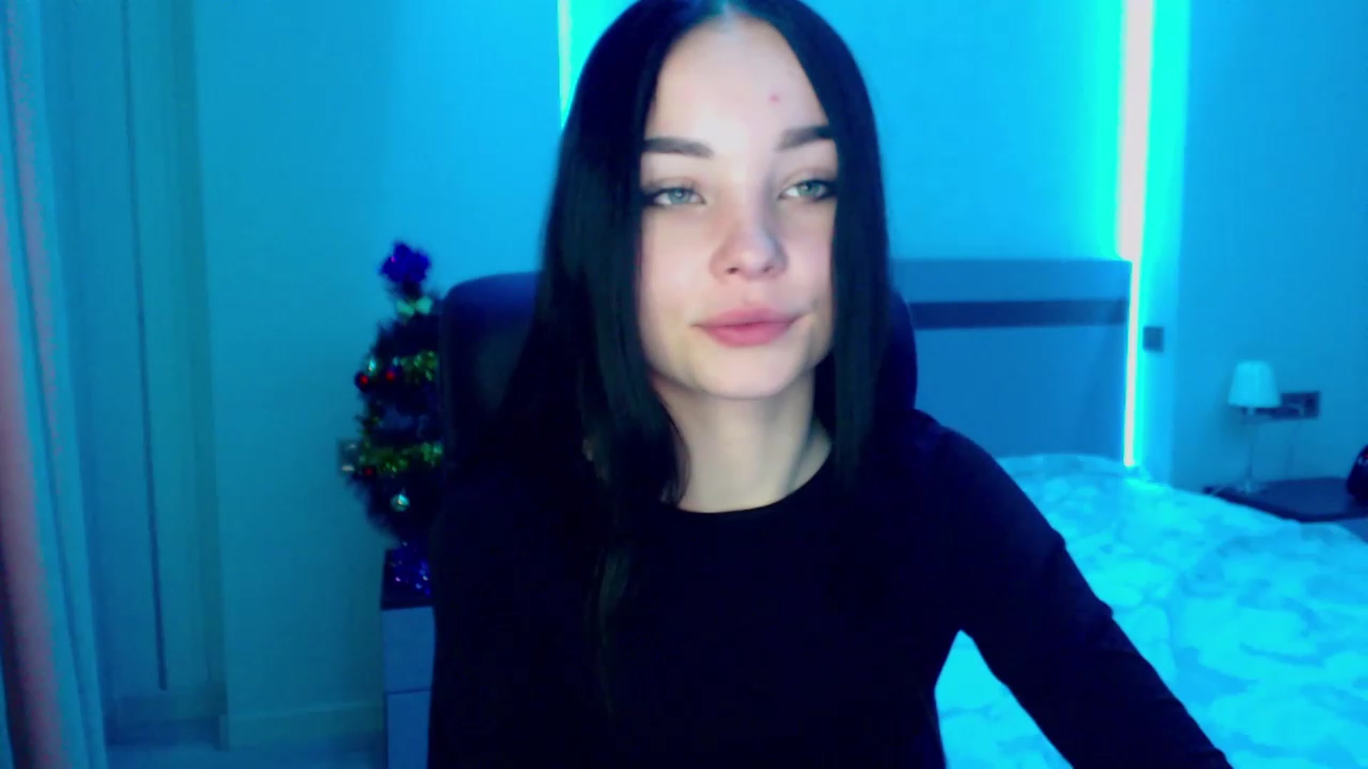 Gallery image thumbnail from SonyaOlsen's myfreecams stream on, 01/18/2023, 10:00 image 19 of 20