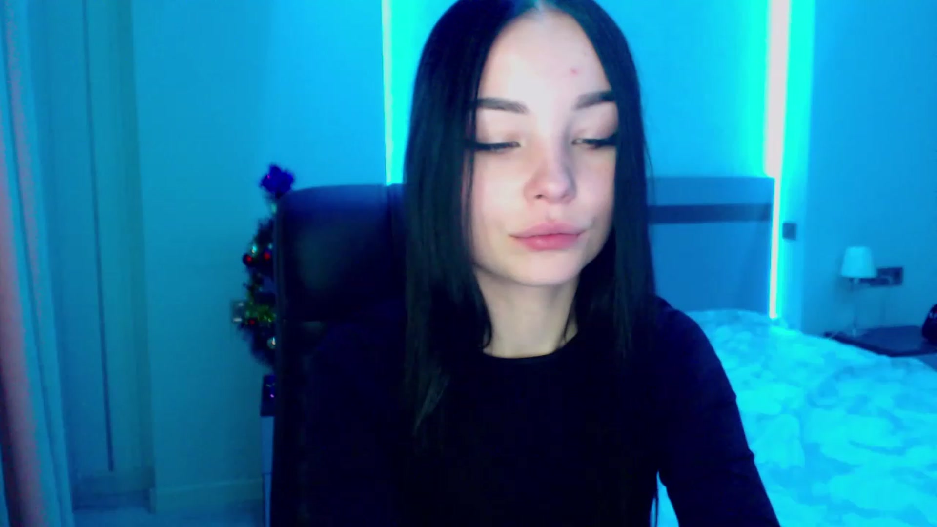 Gallery image thumbnail from SonyaOlsen's myfreecams stream on, 01/18/2023, 10:00 image 7 of 20