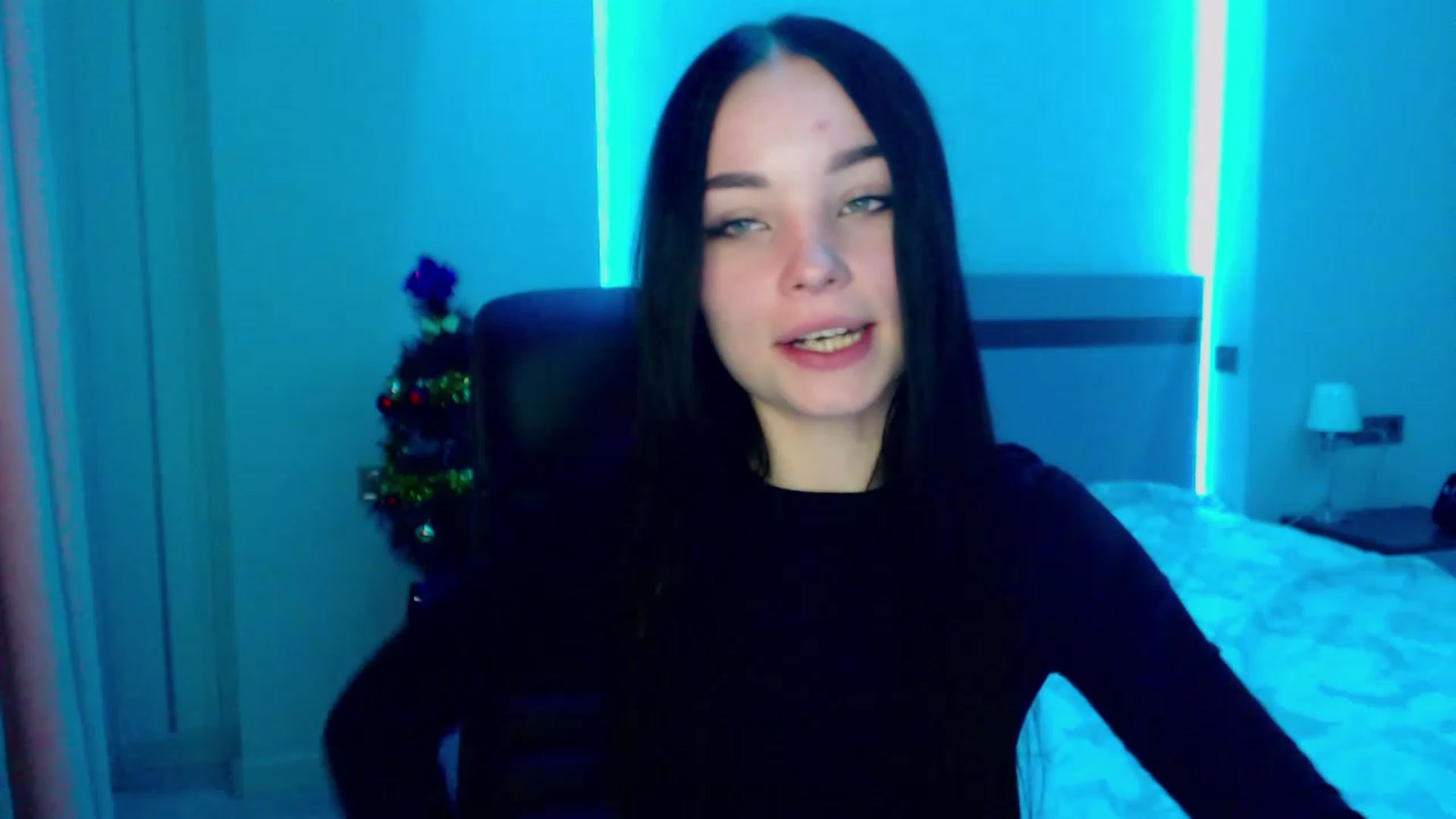 Gallery image thumbnail from SonyaOlsen's myfreecams stream on, 01/18/2023, 10:00 image 3 of 20