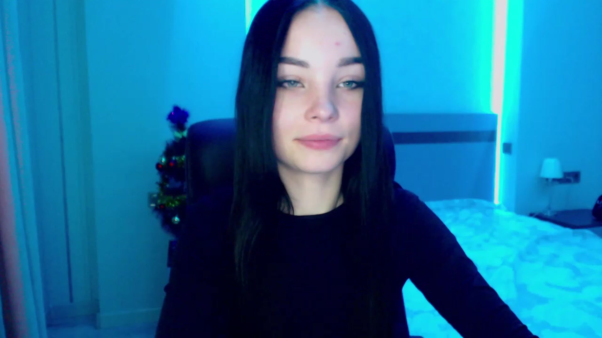 Gallery image thumbnail from SonyaOlsen's myfreecams stream on, 01/18/2023, 10:00 image 14 of 20
