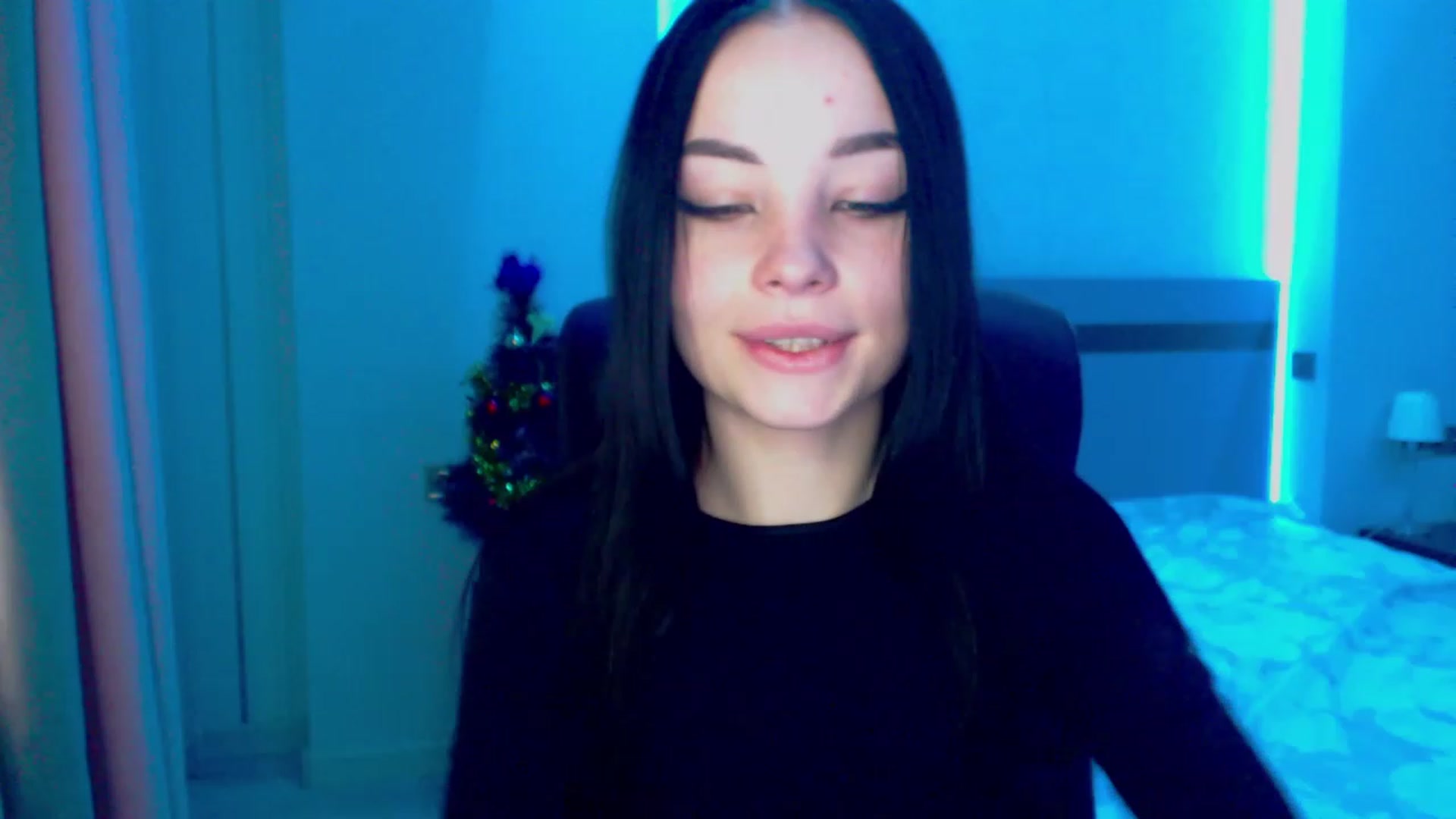 Gallery image thumbnail from SonyaOlsen's myfreecams stream on, 01/19/2023, 10:18 image 9 of 20