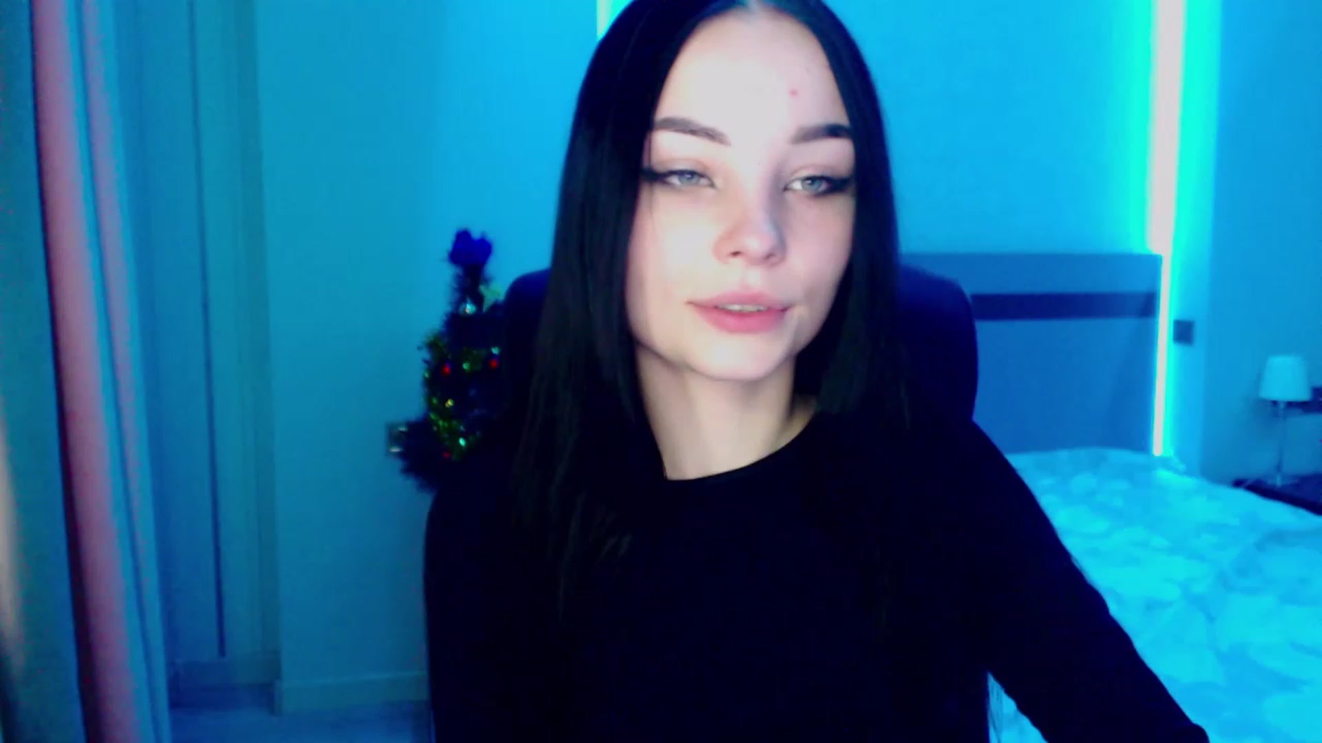 Gallery image thumbnail from SonyaOlsen's myfreecams stream on, 01/19/2023, 10:18 image 8 of 20