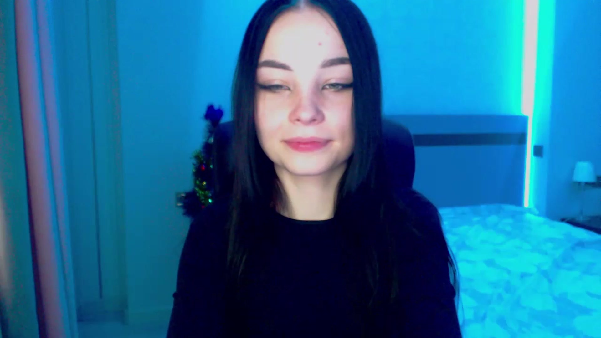 Gallery image thumbnail from SonyaOlsen's myfreecams stream on, 01/19/2023, 10:18 image 12 of 20