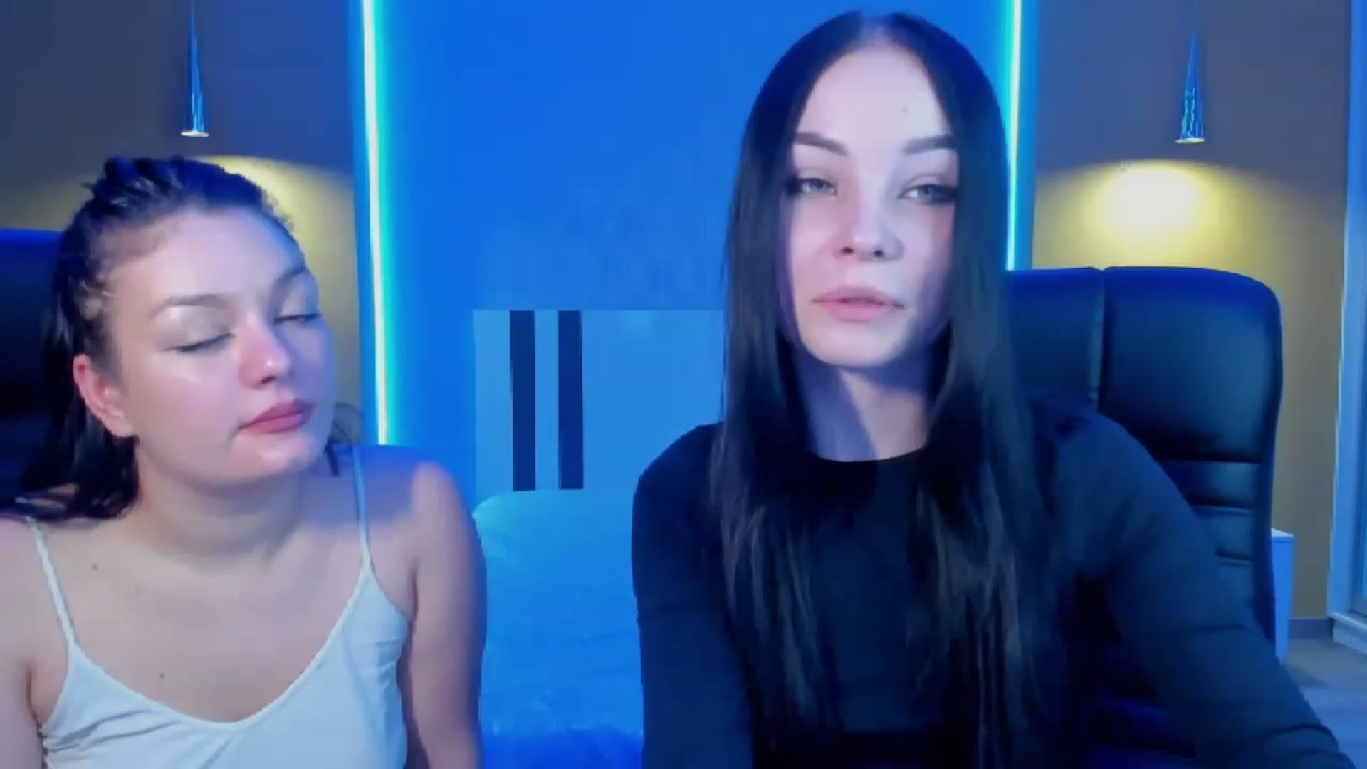 Gallery image thumbnail from SonyaOlsen's myfreecams stream on, 01/19/2023, 13:34 image 17 of 20