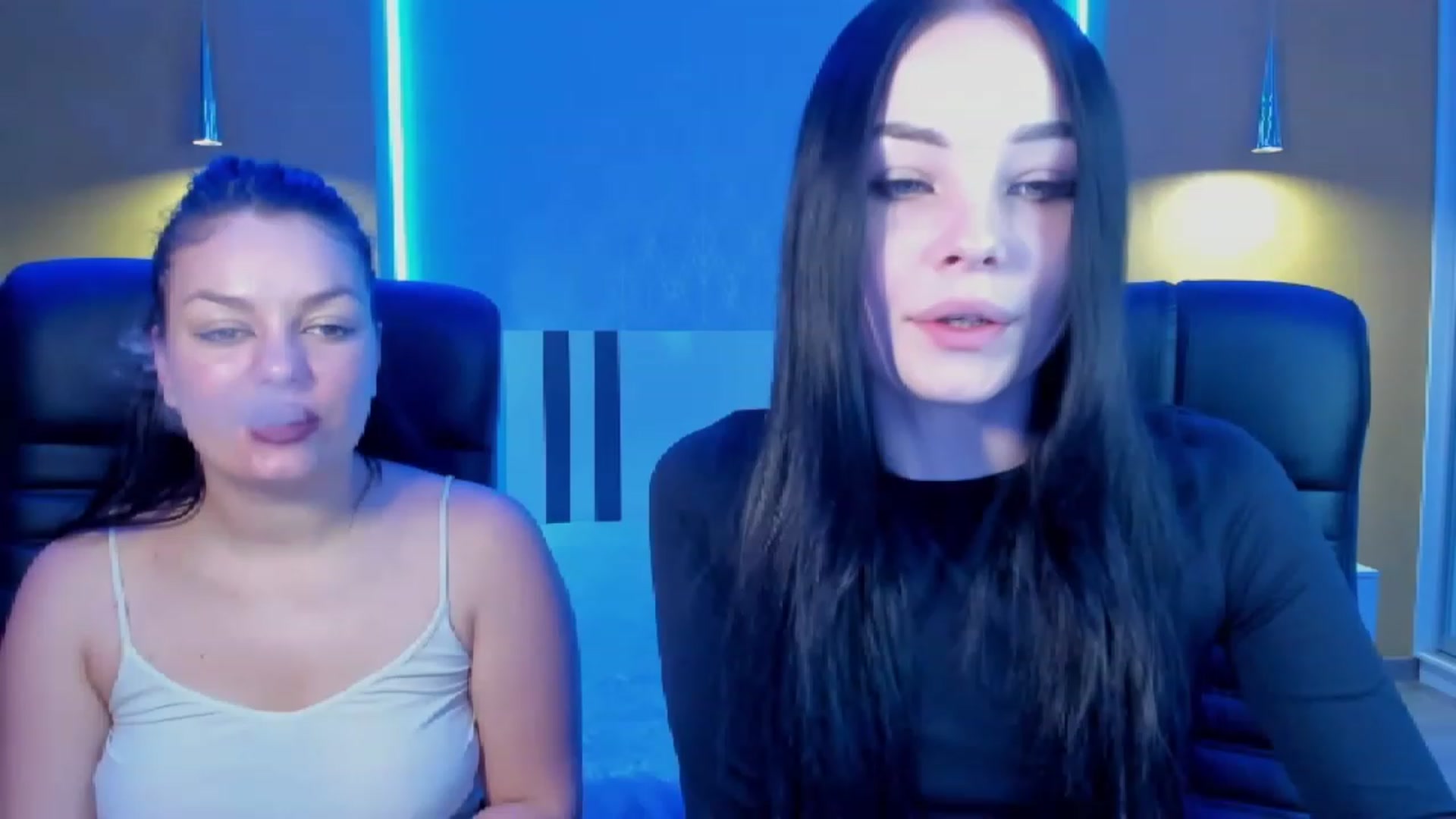 Gallery image thumbnail from SonyaOlsen's myfreecams stream on, 01/19/2023, 13:34 image 4 of 20