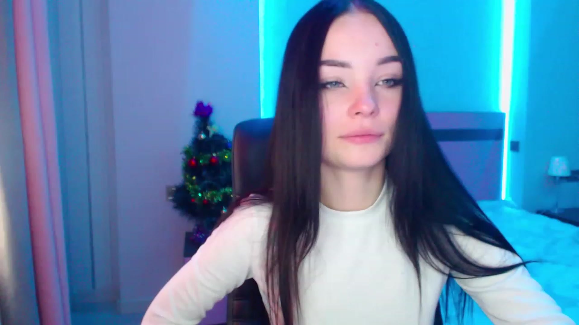 Gallery image thumbnail from SonyaOlsen's myfreecams stream on, 01/20/2023, 08:45 image 14 of 20