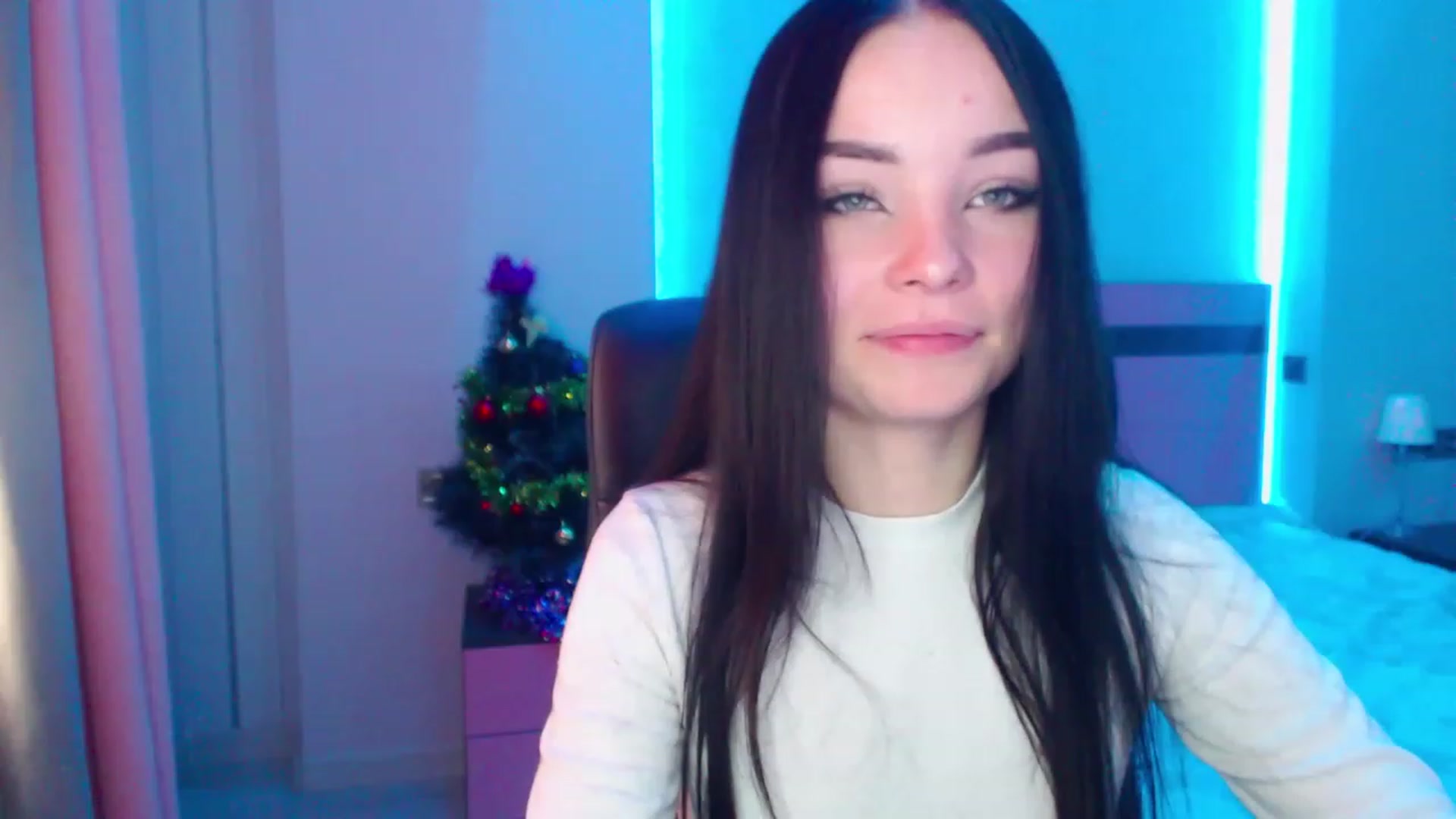 Gallery image thumbnail from SonyaOlsen's myfreecams stream on, 01/20/2023, 08:45 image 2 of 20