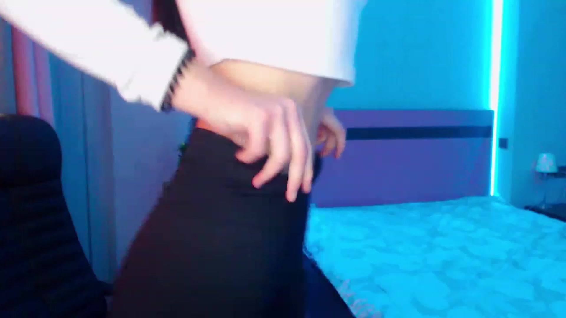 Gallery image thumbnail from SonyaOlsen's myfreecams stream on, 01/20/2023, 08:45 image 9 of 20