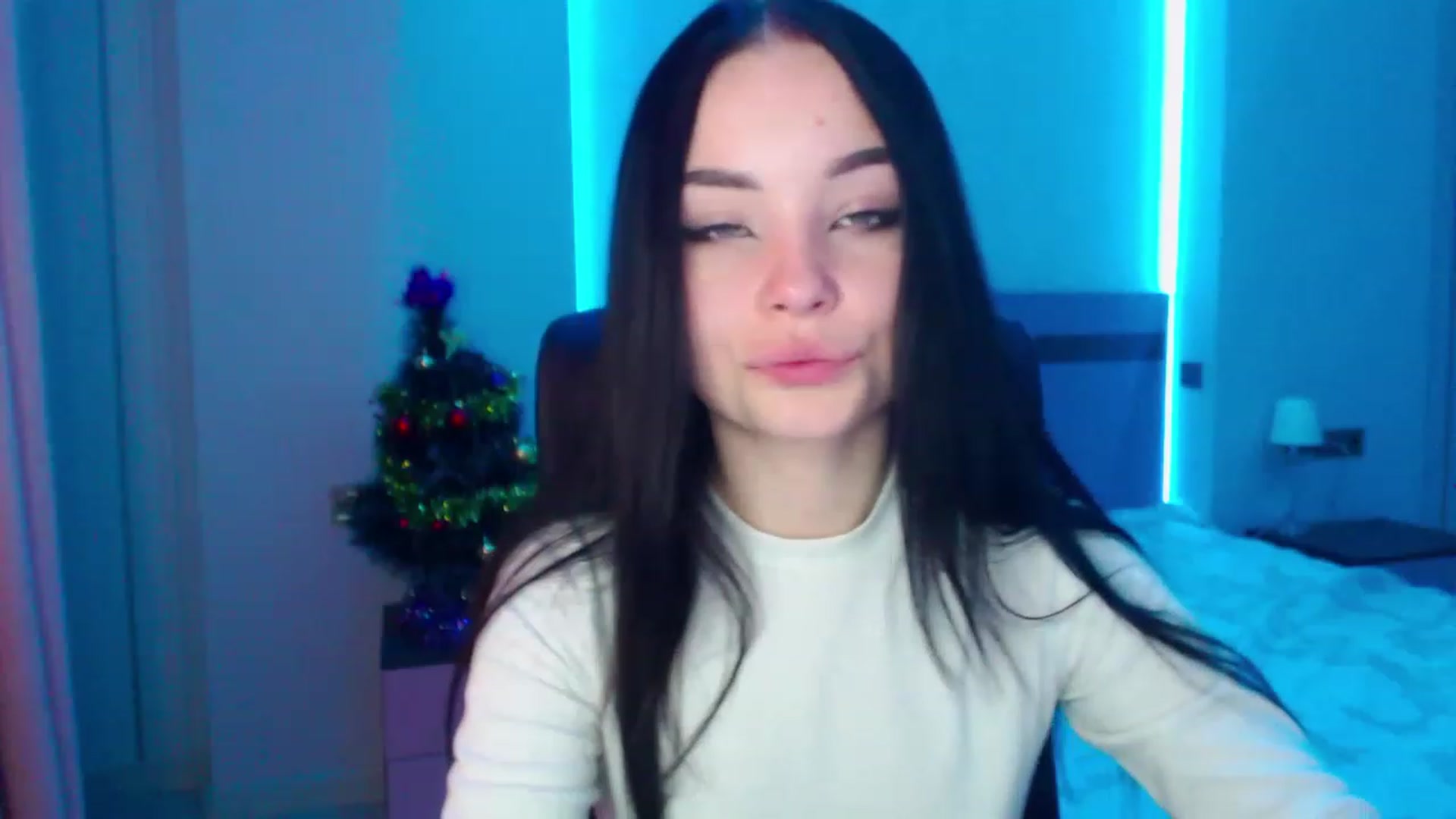 Gallery image thumbnail from SonyaOlsen's myfreecams stream on, 01/20/2023, 09:53 image 18 of 20