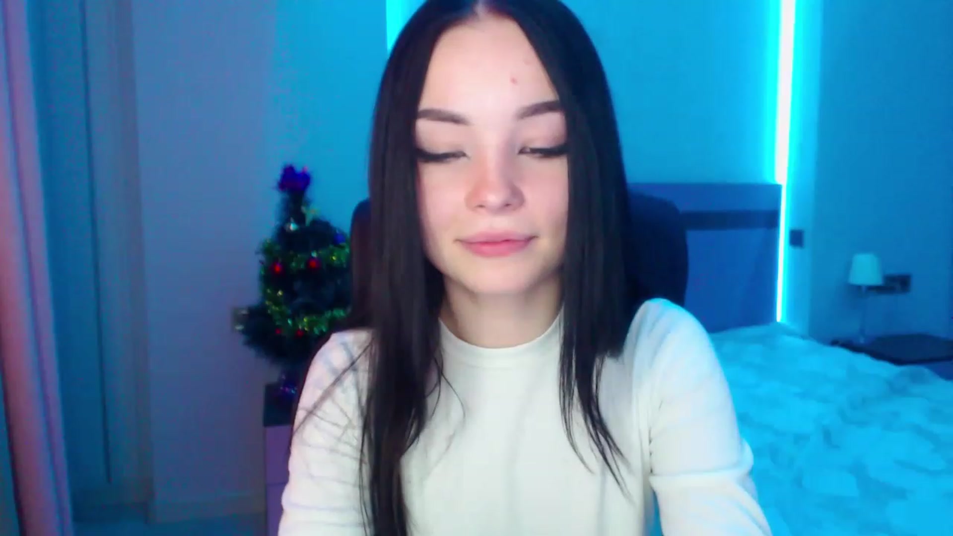 Gallery image thumbnail from SonyaOlsen's myfreecams stream on, 01/20/2023, 11:19 image 12 of 20