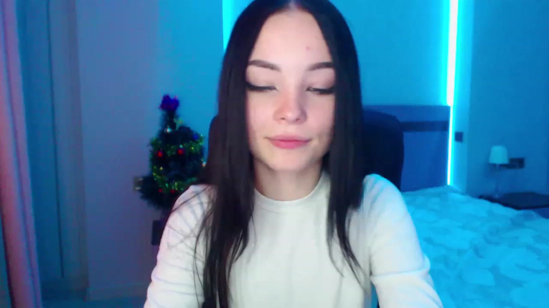 Gallery image thumbnail from SonyaOlsen's myfreecams stream on, 01/20/2023, 11:19 image 10 of 20