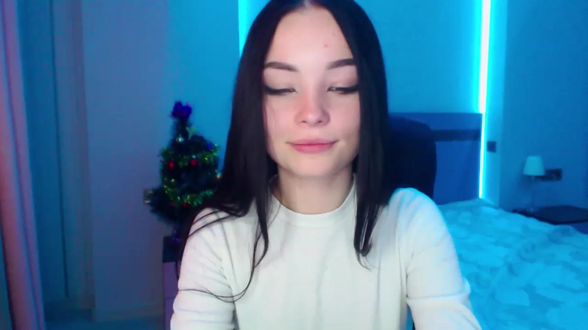 Gallery image thumbnail from SonyaOlsen's myfreecams stream on, 01/20/2023, 11:19 image 18 of 20