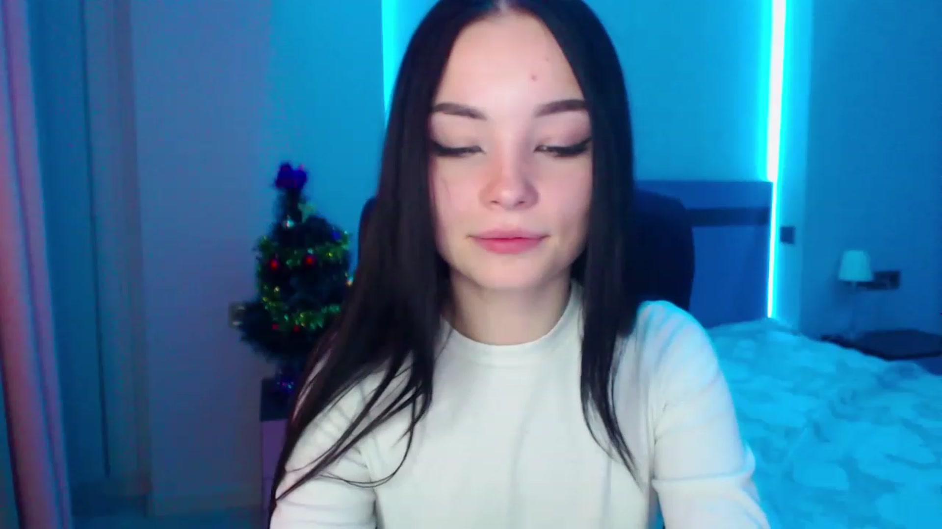 Gallery image thumbnail from SonyaOlsen's myfreecams stream on, 01/20/2023, 11:19 image 19 of 20