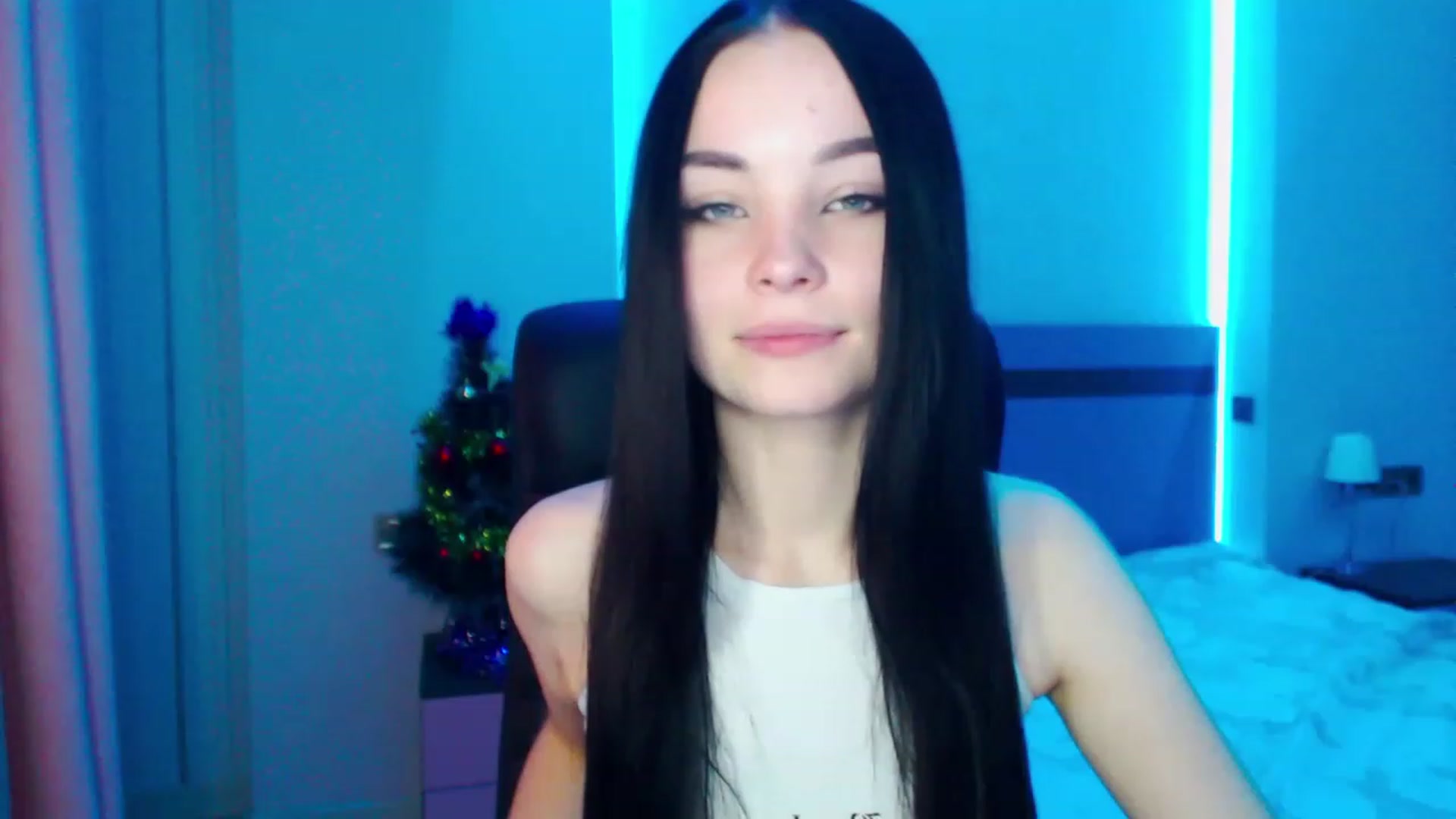 Gallery image thumbnail from SonyaOlsen's myfreecams stream on, 01/21/2023, 11:36 image 11 of 20