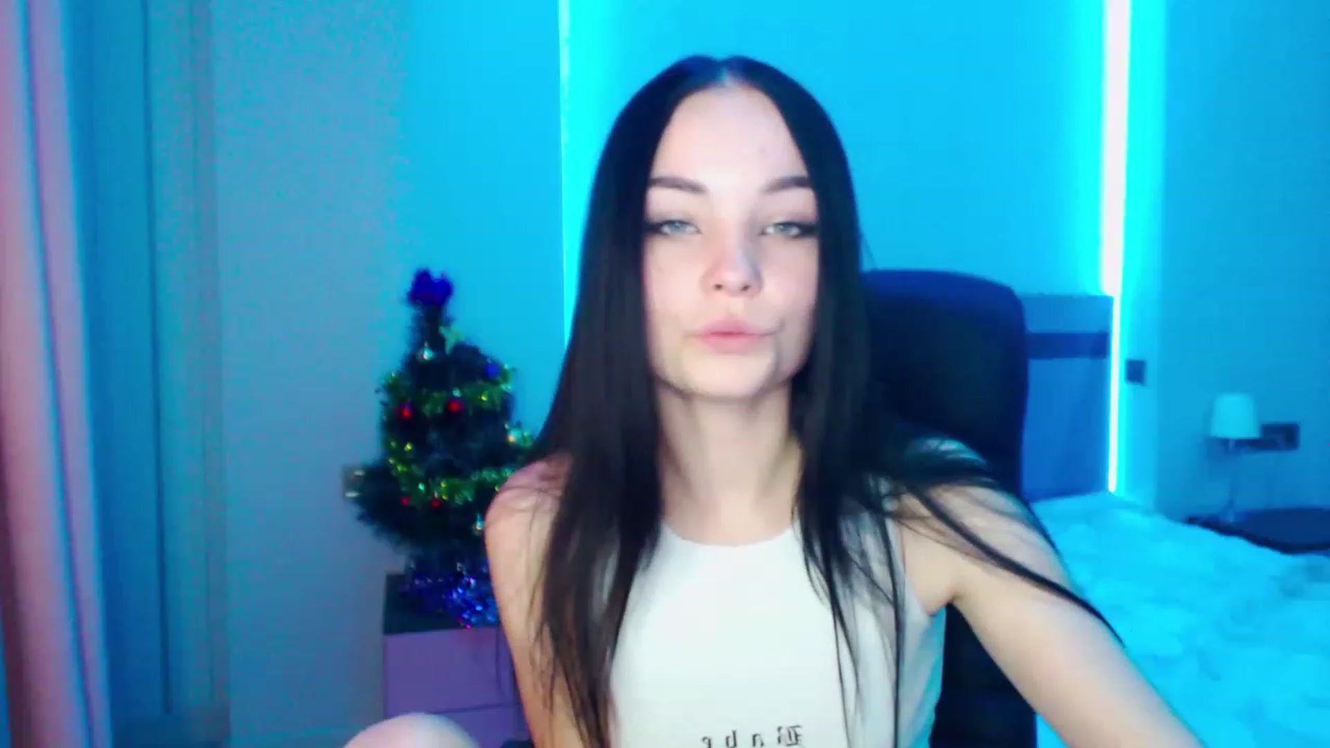 Gallery image thumbnail from SonyaOlsen's myfreecams stream on, 01/21/2023, 11:36 image 15 of 20