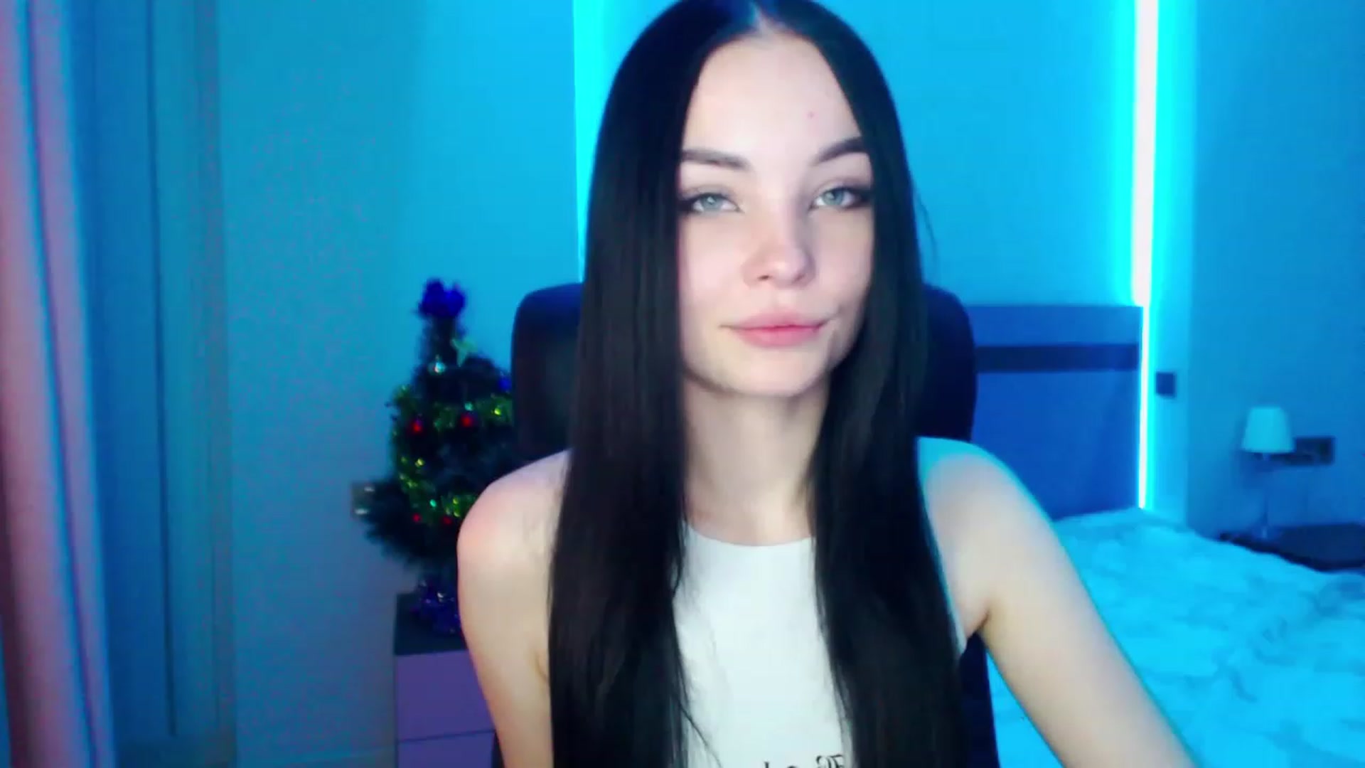 Gallery image thumbnail from SonyaOlsen's myfreecams stream on, 01/21/2023, 11:36 image 13 of 20