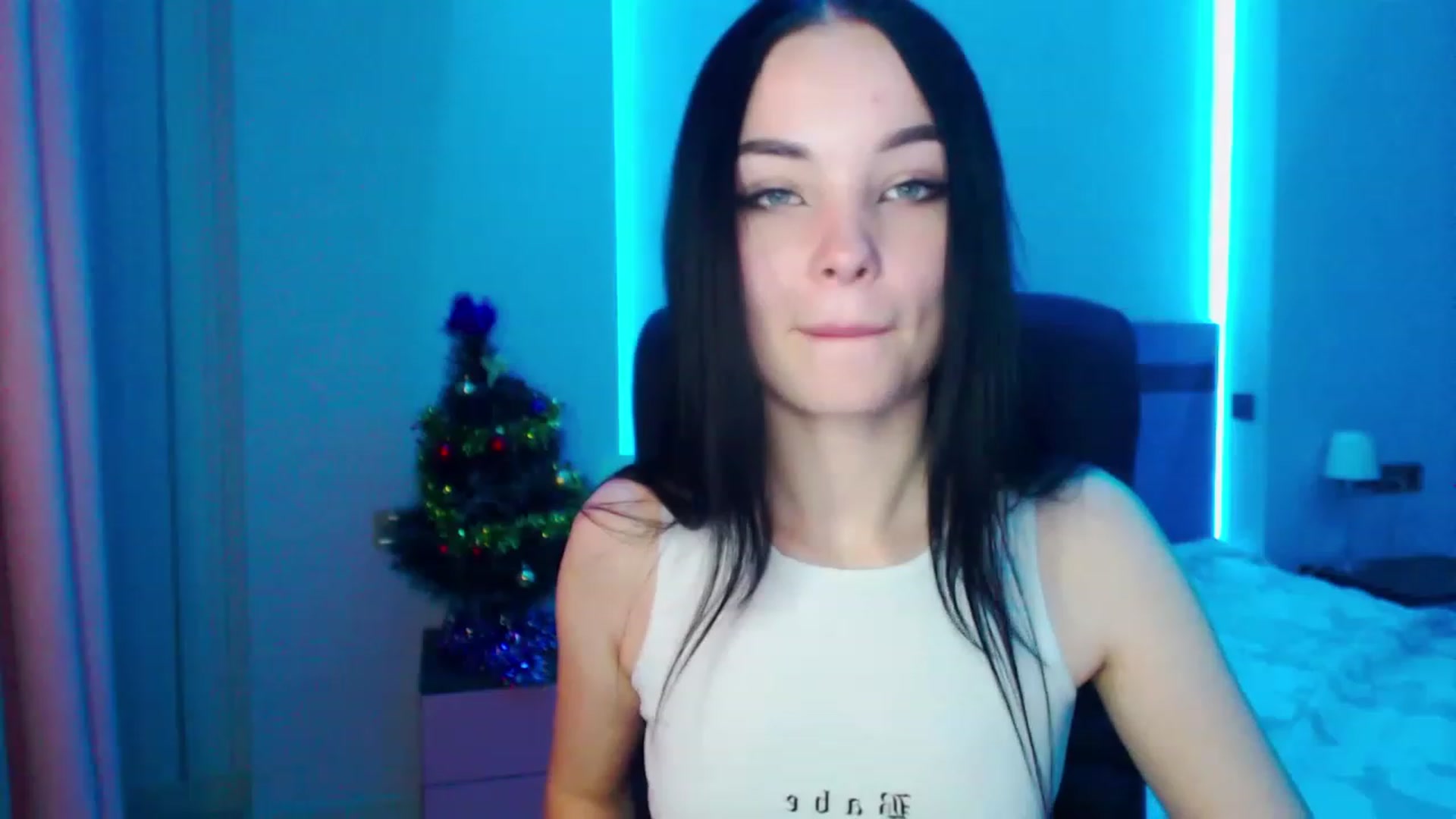 Gallery image thumbnail from SonyaOlsen's myfreecams stream on, 01/21/2023, 11:36 image 14 of 20