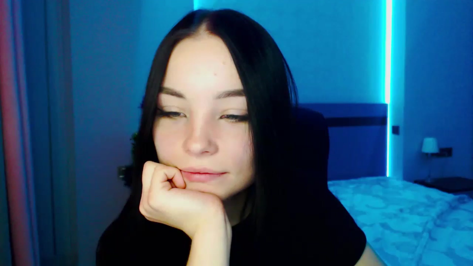 Gallery image thumbnail from SonyaOlsen's myfreecams stream on, 01/23/2023, 10:05 image 4 of 20