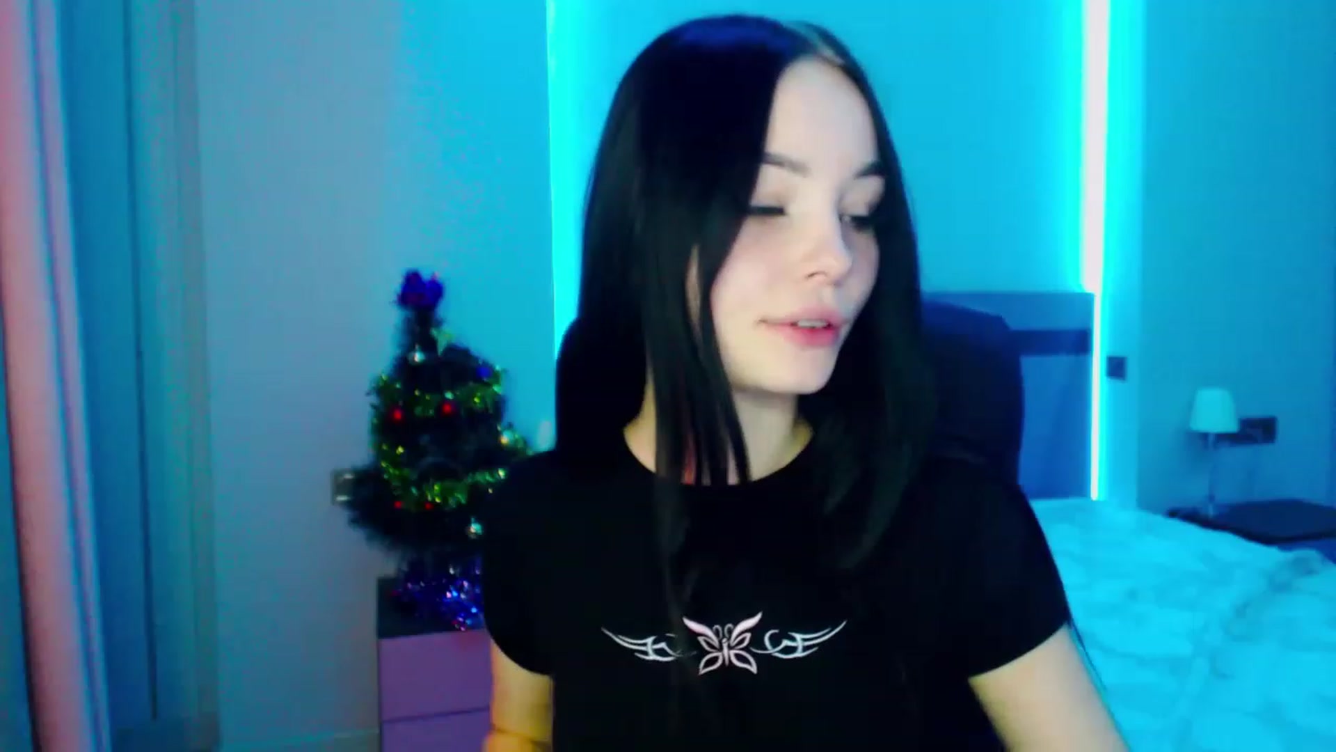 Gallery image thumbnail from SonyaOlsen's myfreecams stream on, 01/23/2023, 10:05 image 6 of 20