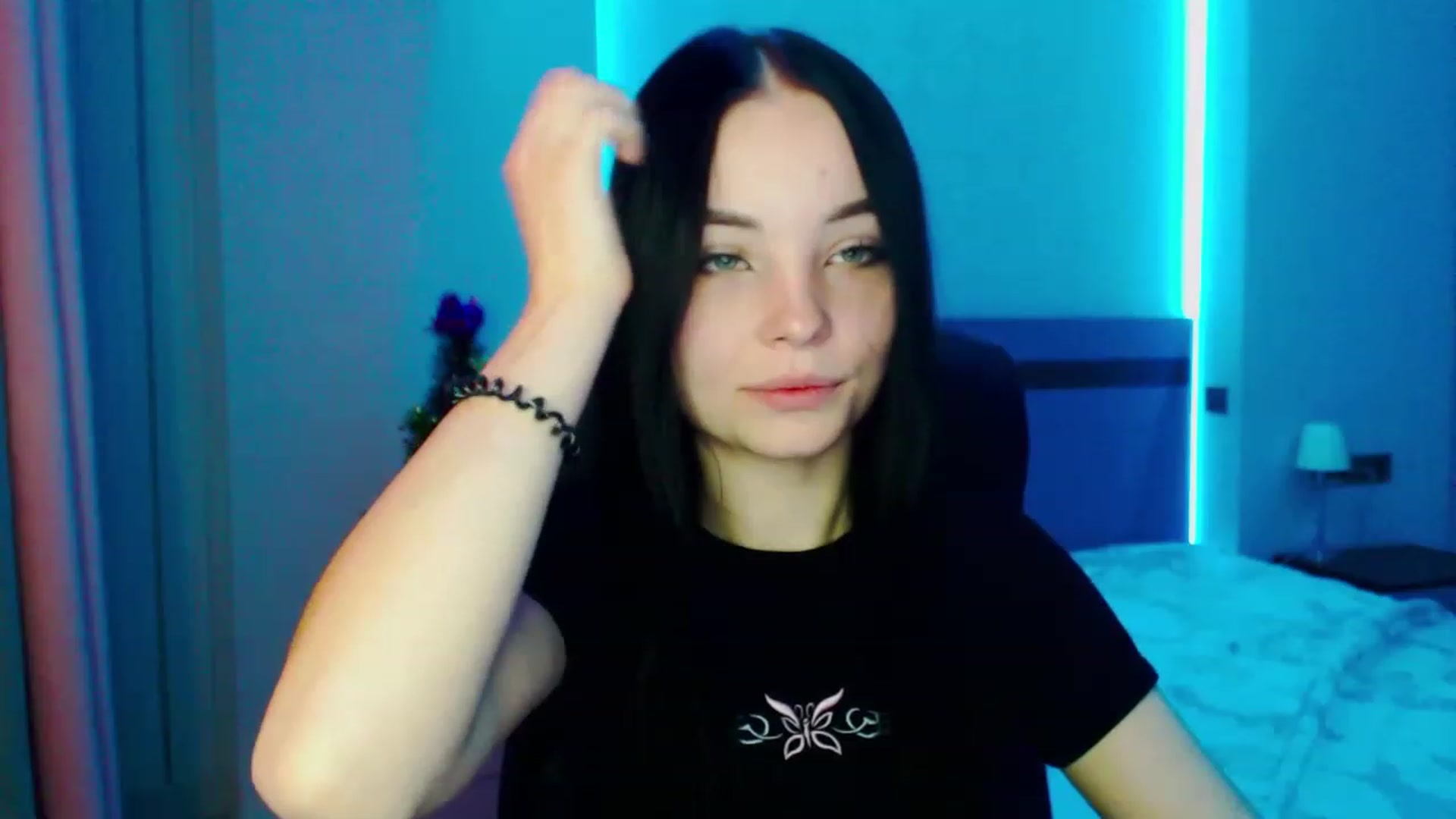 Gallery image thumbnail from SonyaOlsen's myfreecams stream on, 01/23/2023, 10:05 image 11 of 20