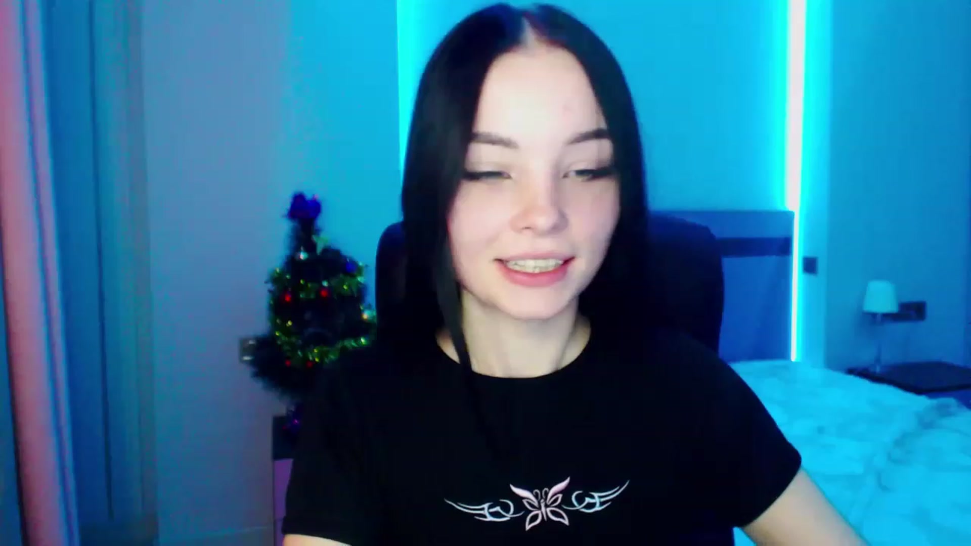 Gallery image thumbnail from SonyaOlsen's myfreecams stream on, 01/23/2023, 10:05 image 16 of 20