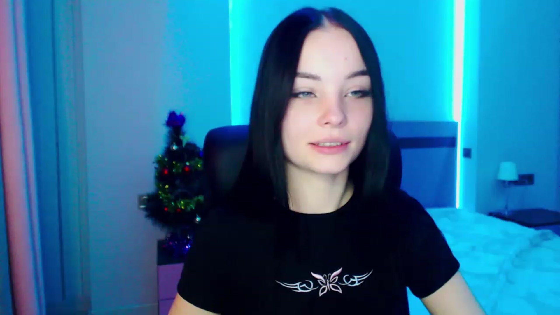 Gallery image thumbnail from SonyaOlsen's myfreecams stream on, 01/23/2023, 10:05 image 19 of 20